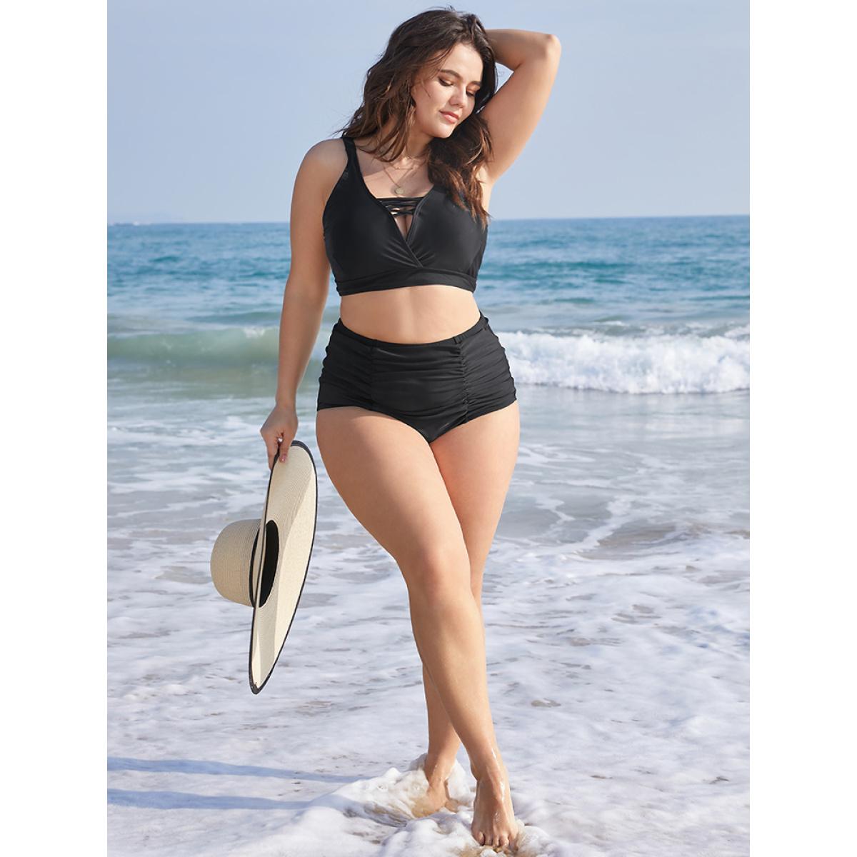 Plus Size Solid Ruched Detail Swim Bottom Women's Swimwear Black Beach Gathered High stretch Skinny High Rise Curve Swim Bottoms BloomChic 14-16/1X Product Image