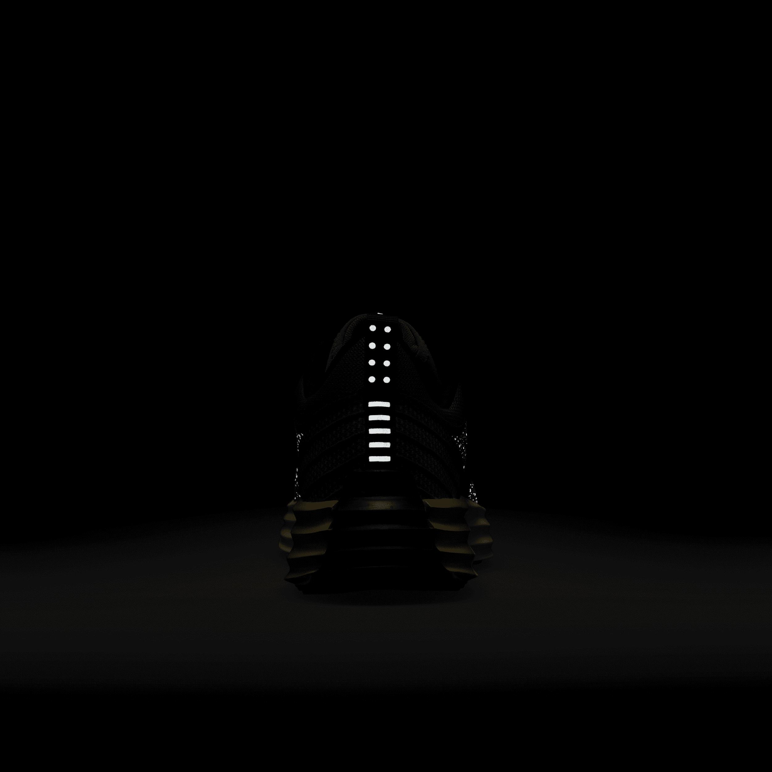 Mens Nike Lunar Roam Premium Casual Shoes Product Image