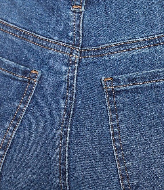 NYDJ Petite Size Marilyn Cuffed Cool Embrace® Lift Tuck® Capri Denim Jeans Product Image