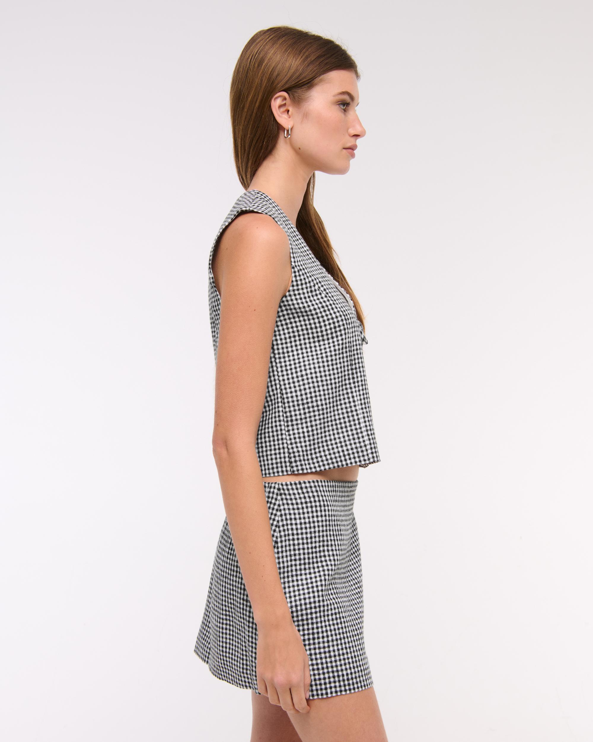 Tie-Front Linen-Blend Vest Product Image