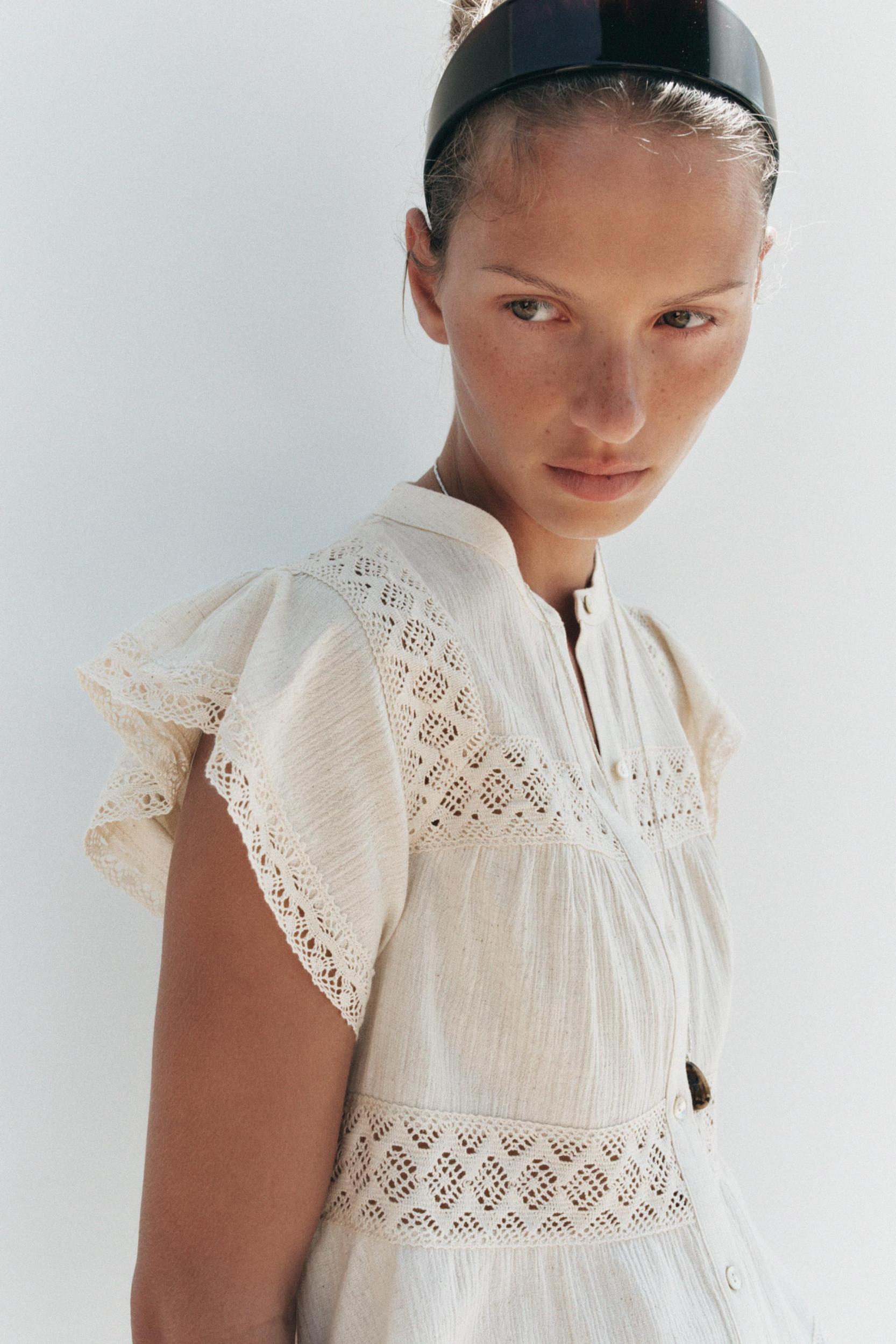 RUSTIC CROCHET LADDER STITCH TOP Product Image