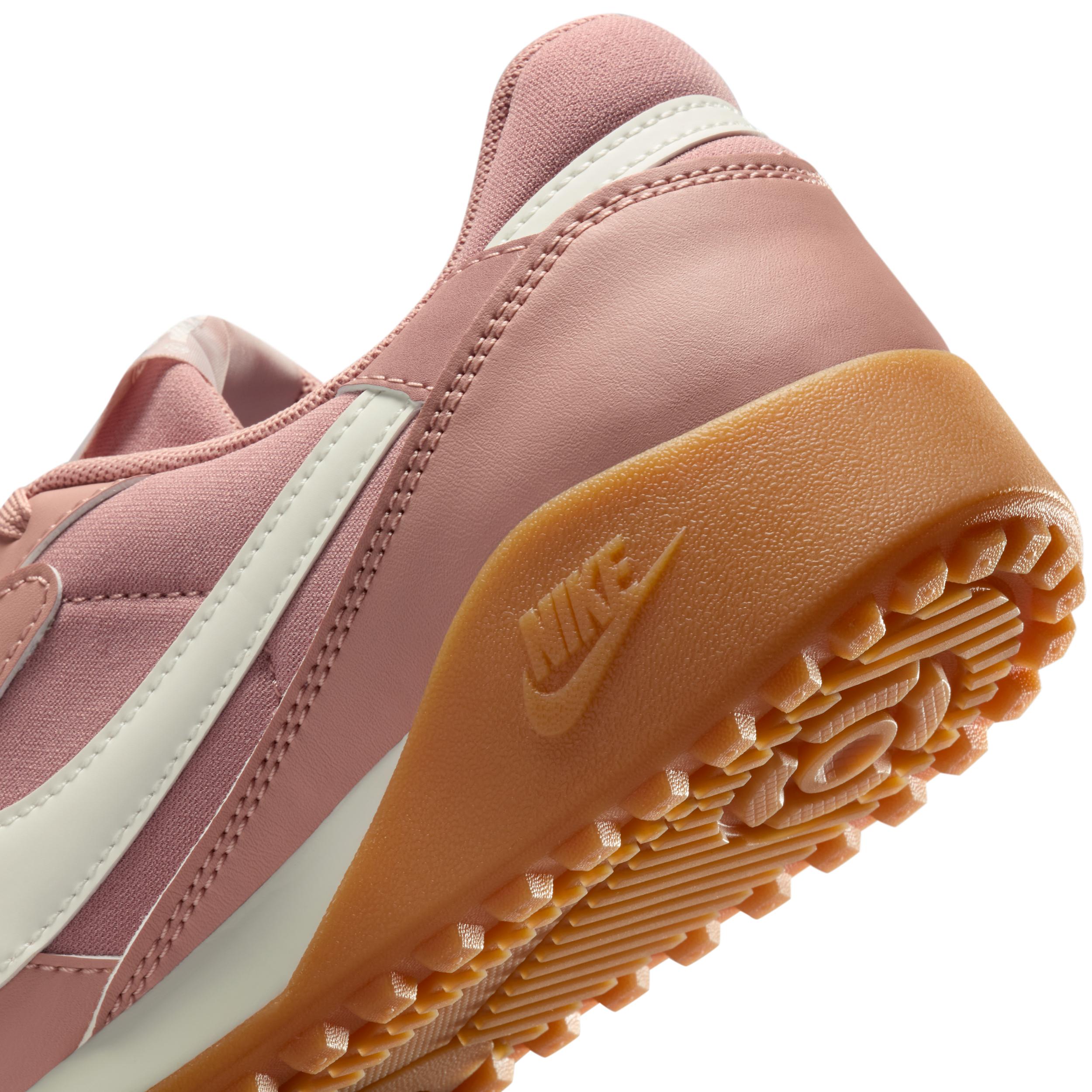 Nike Womens Terra Manta Shoes | HQ1940-602 Product Image