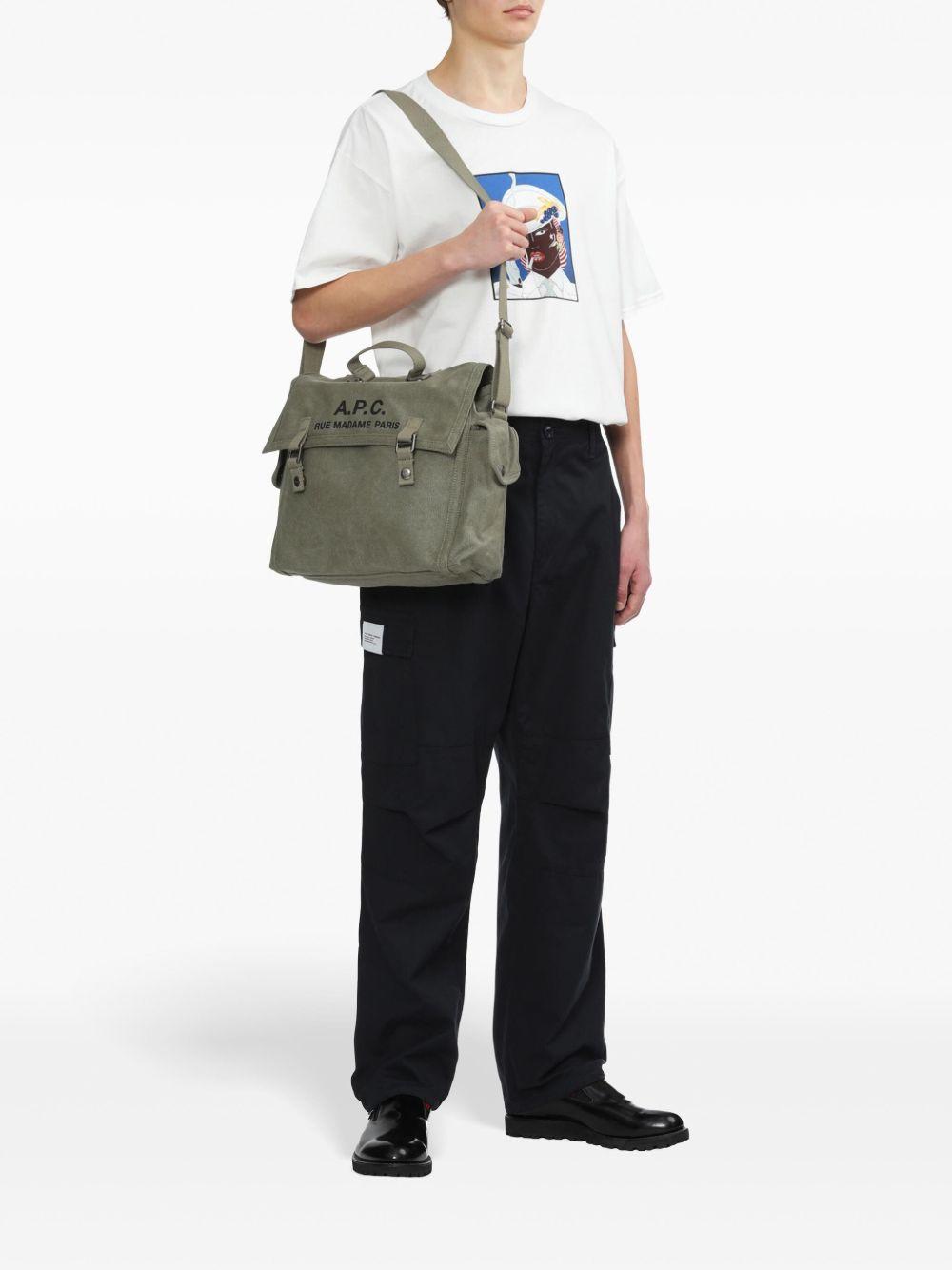 Recuperation messenger bag Product Image