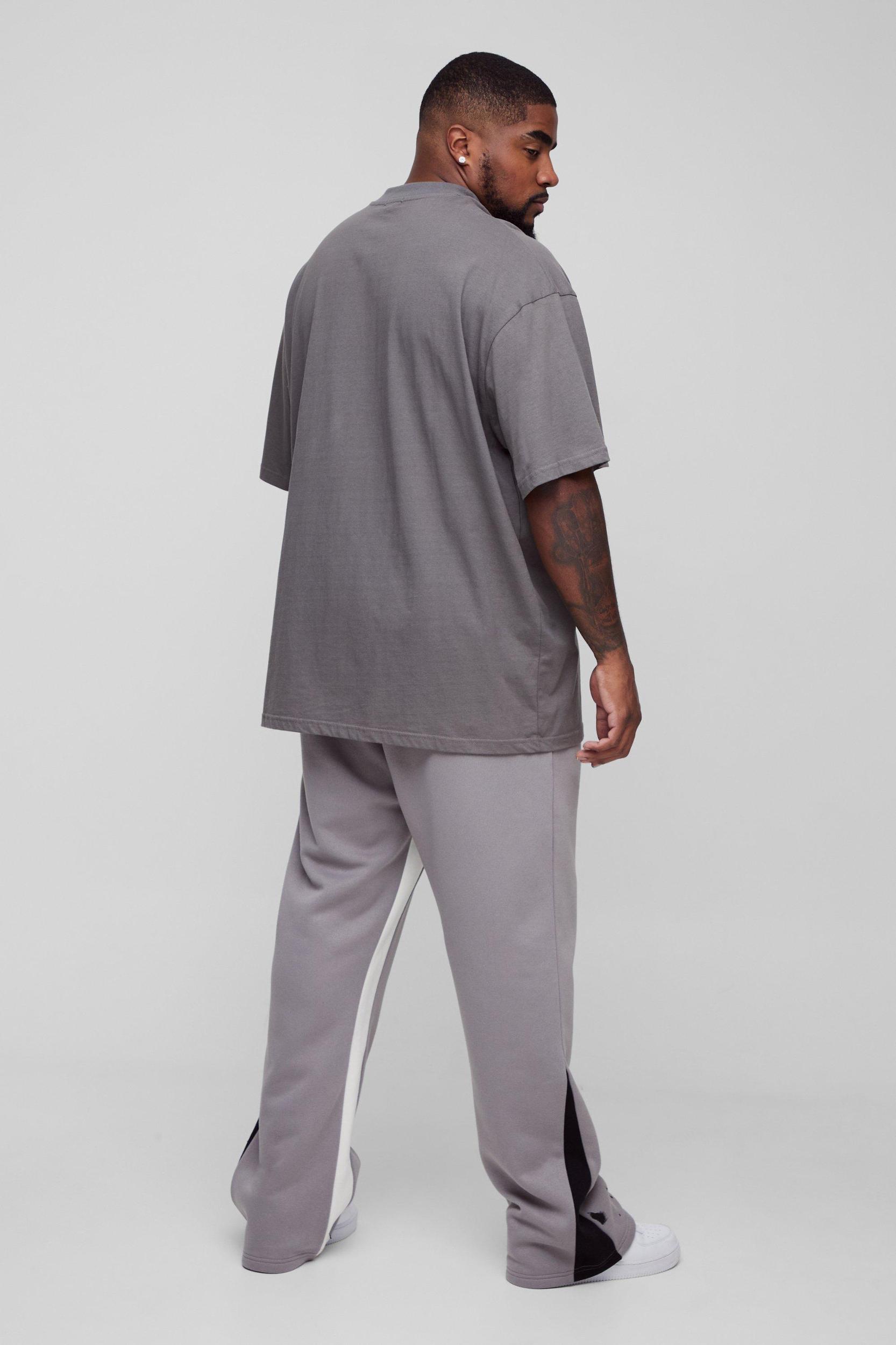 Plus Regular Fit Ltd Edt Paint Splatter Gusset Sweatpants | boohooMAN USA Product Image