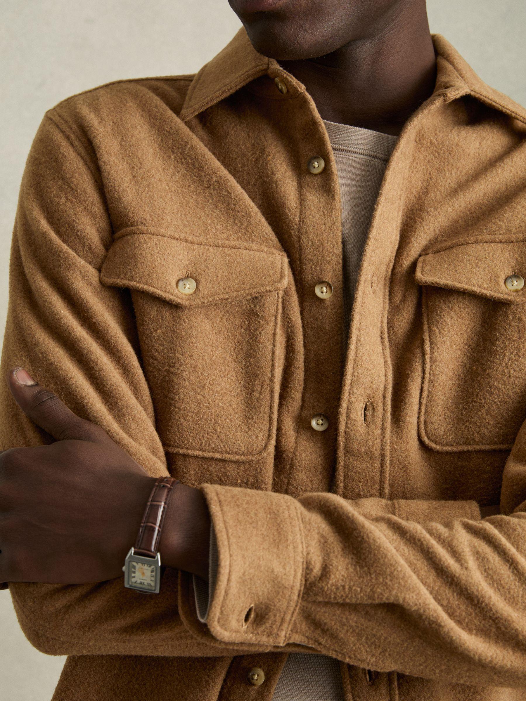 Twin-Pocket Overshirt With Wool in Camel Product Image