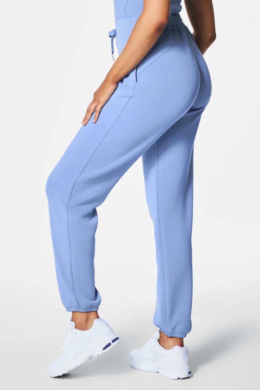 Airessentials Jogger Product Image