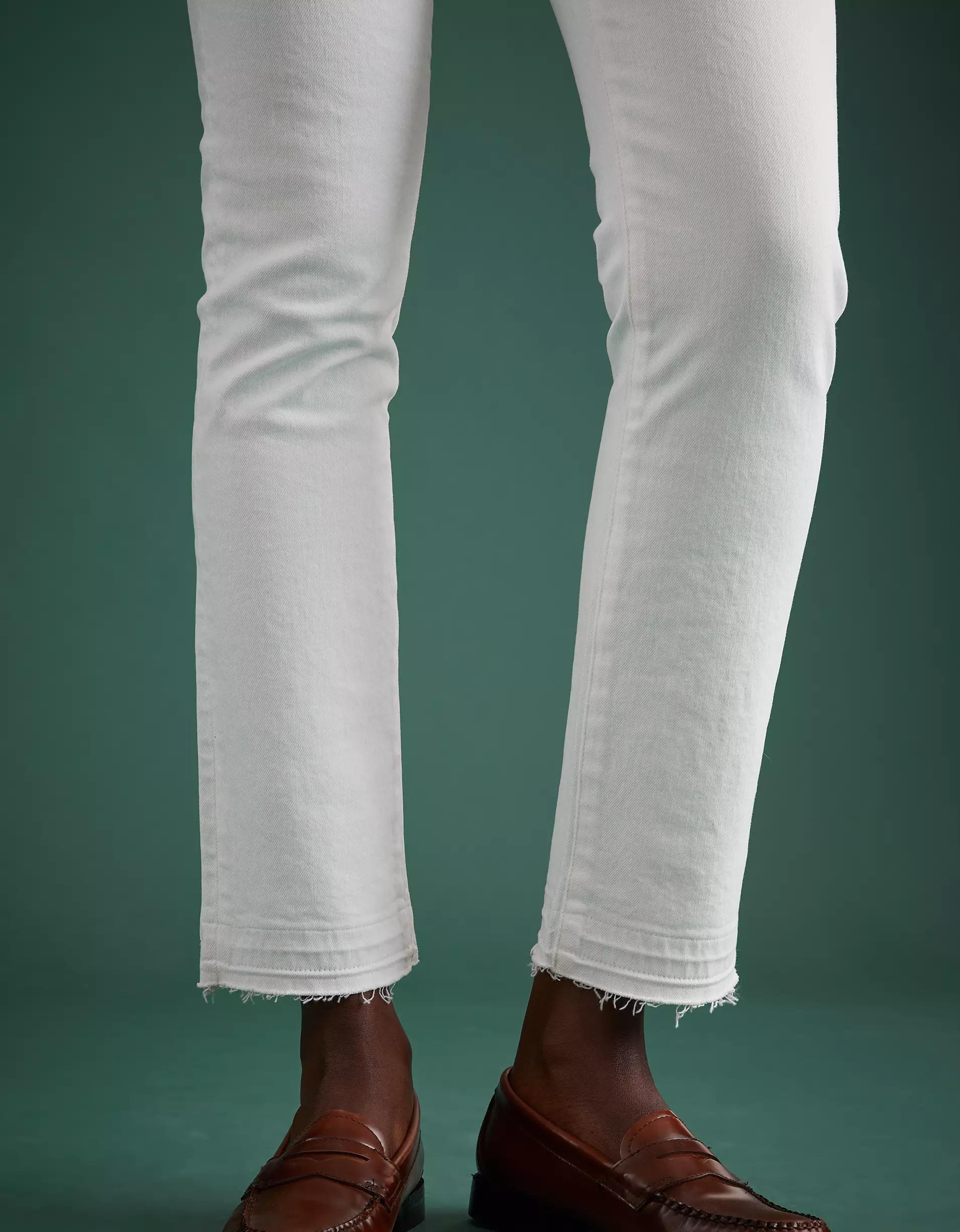 AE77 Premium Straight Crop Jean Product Image