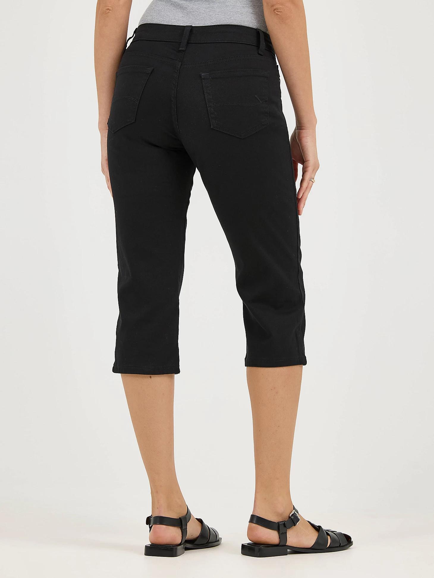 Women's Capris: Relaxed Fit Capri Pants | Denim Pants | Lee® Product Image