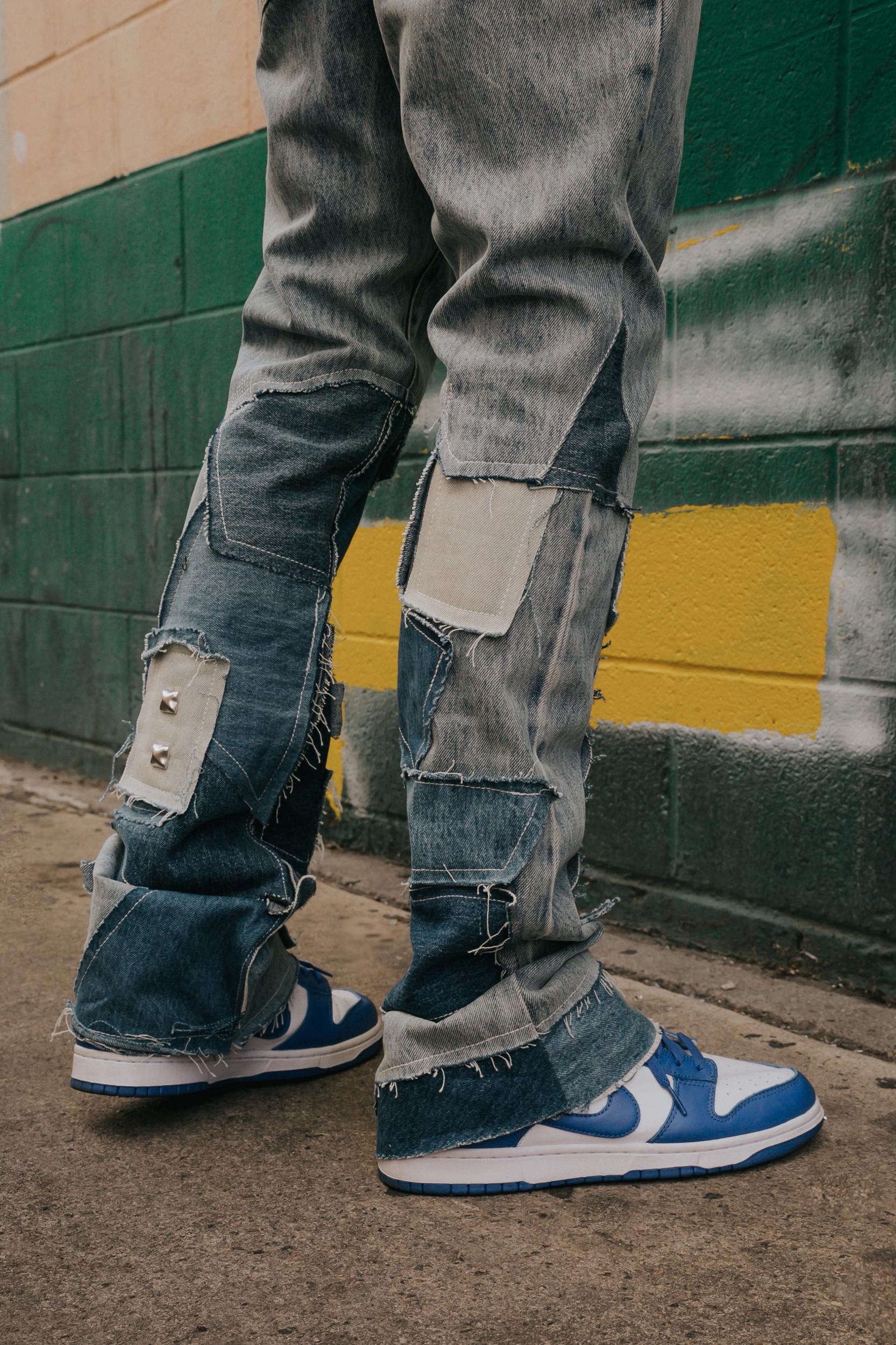 B424 Patch Flare Denim - Blue Male Product Image