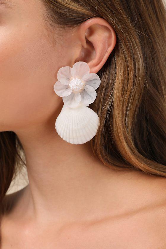 Nalin White Flower Seashell Statement Earrings Product Image