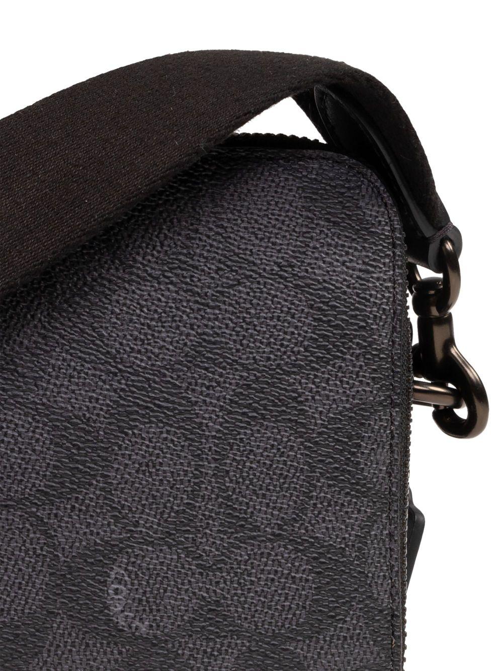 zipped leather messenger bag Product Image