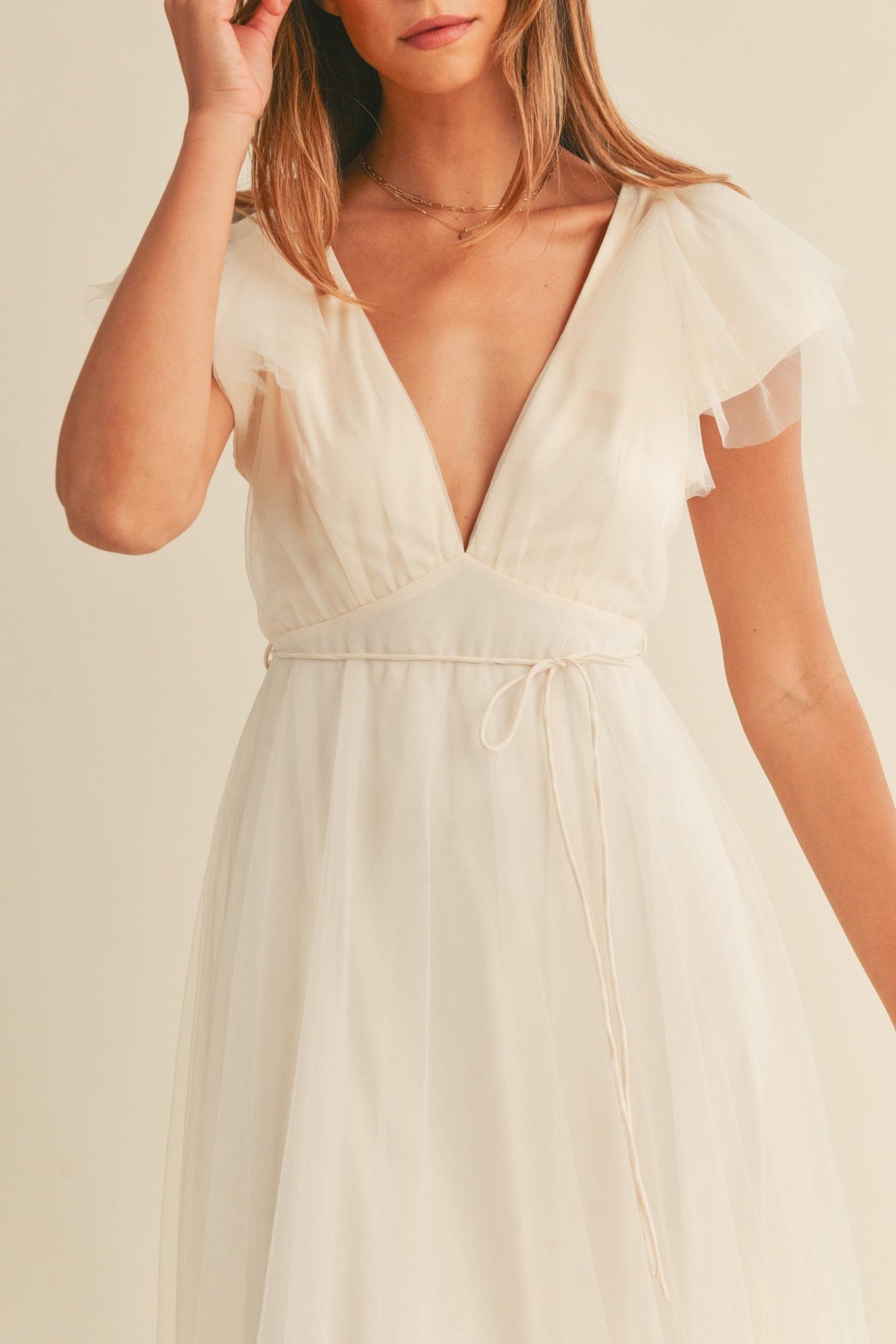 Tulle V neck Ruffle Sleeve Midi Dress Product Image