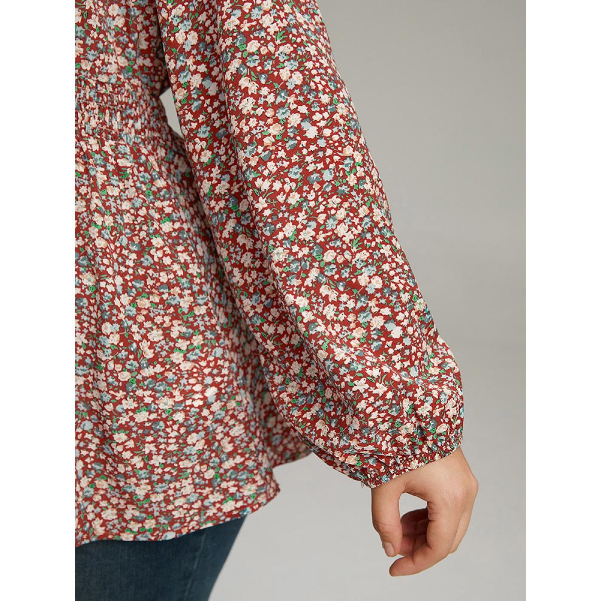 Plus Size Scarlet Ditsy Floral Lantern Sleeve Shirred Blouse Women Elegant Long Sleeve V-neck Dailywear Blouses BloomChic 22-24/3X Product Image