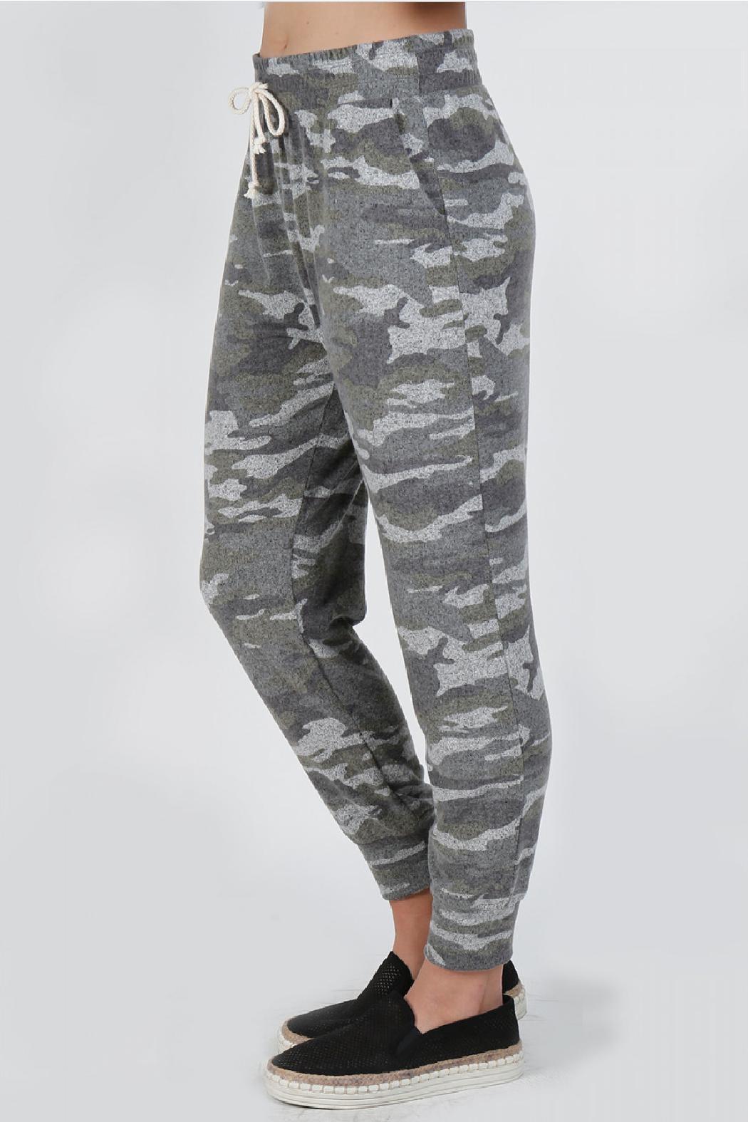 Cozy Camo Jogger Product Image