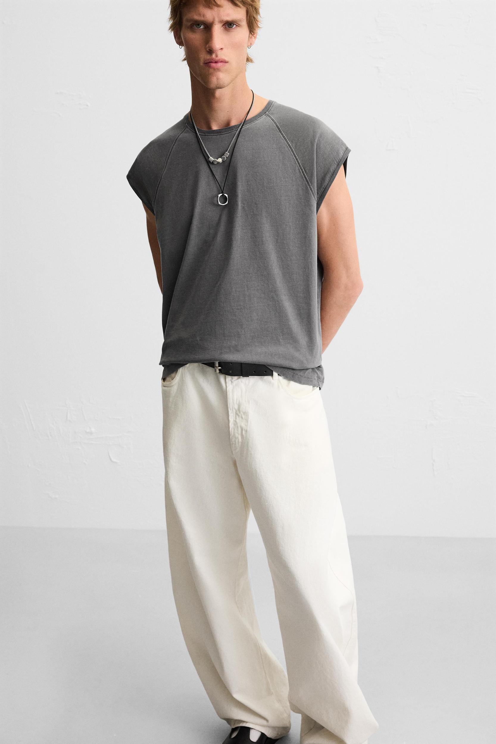 RELAXED FIT TANK TOP Product Image