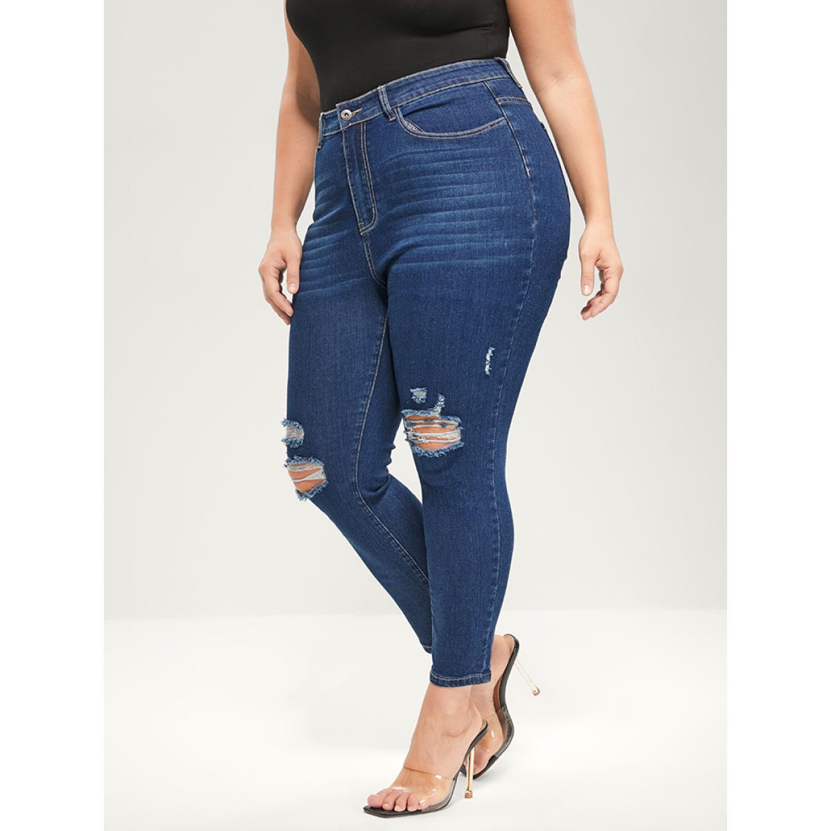 Plus Size Skinny Moderately Stretchy Mid Rise Medium Wash Pocket Jeans Women Blue Casual Plain Pocket Medium stretch Pocket Jeans BloomChic 10/M Product Image
