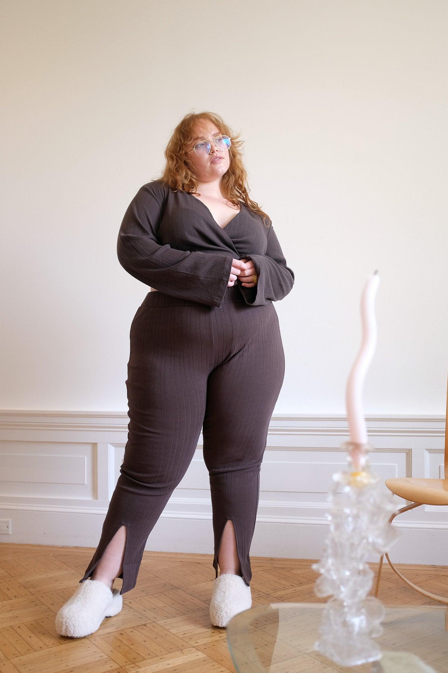 Slit Legging - Chocolate Mousse Product Image