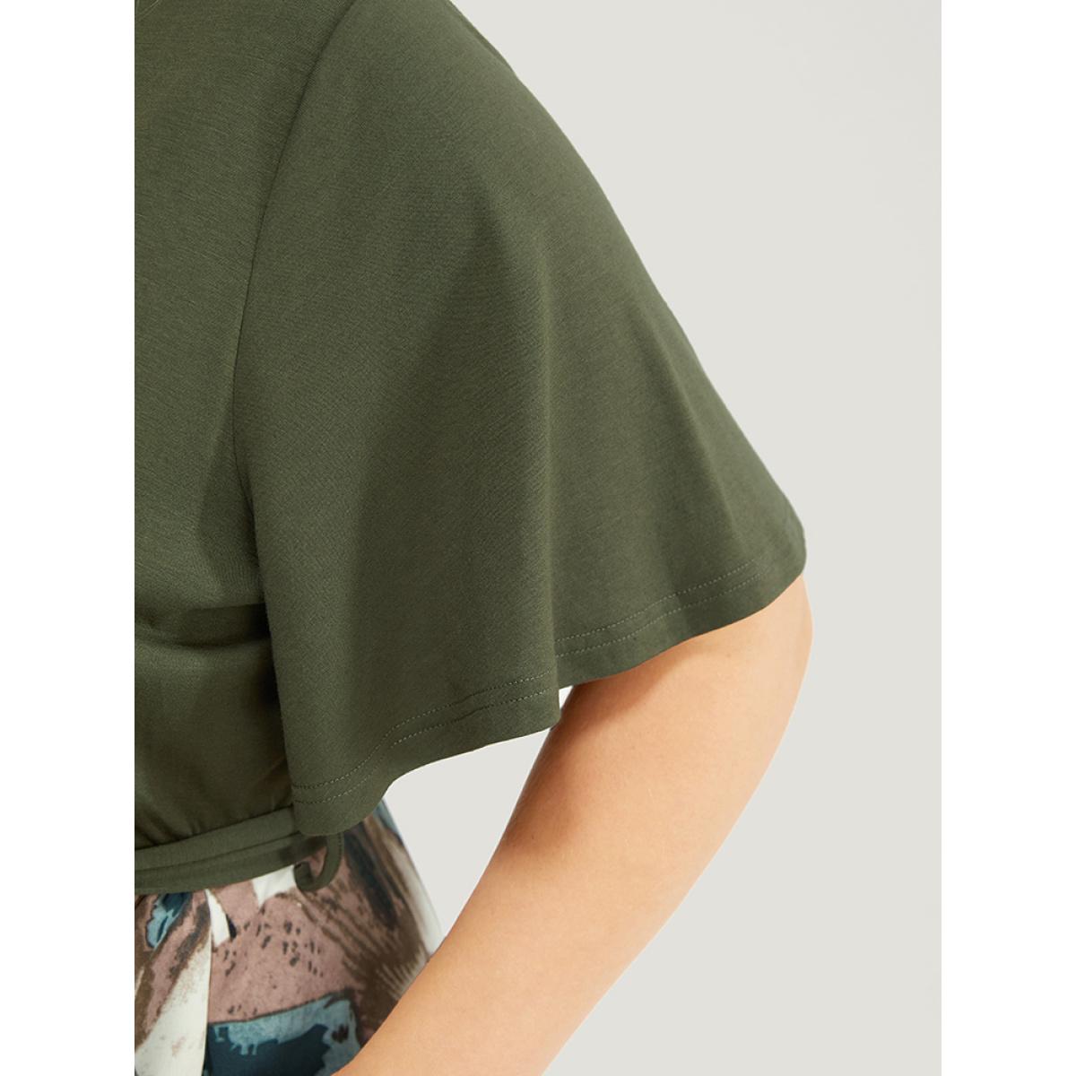 Plus Size Graphic Print Pocket Ruffle Surplice Neck Belt Dress Moss Women Office Lined V-neck Short sleeve Curvy Midi Dress BloomChic 10/M Product Image