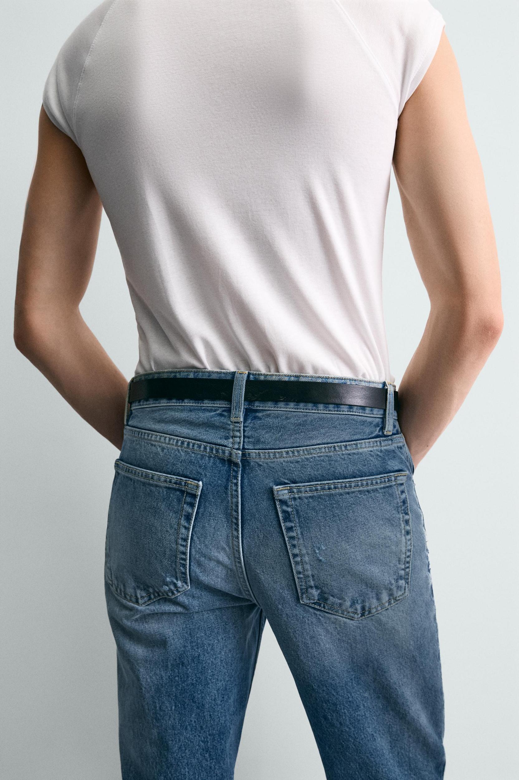 FLARE FIT JEANS Product Image