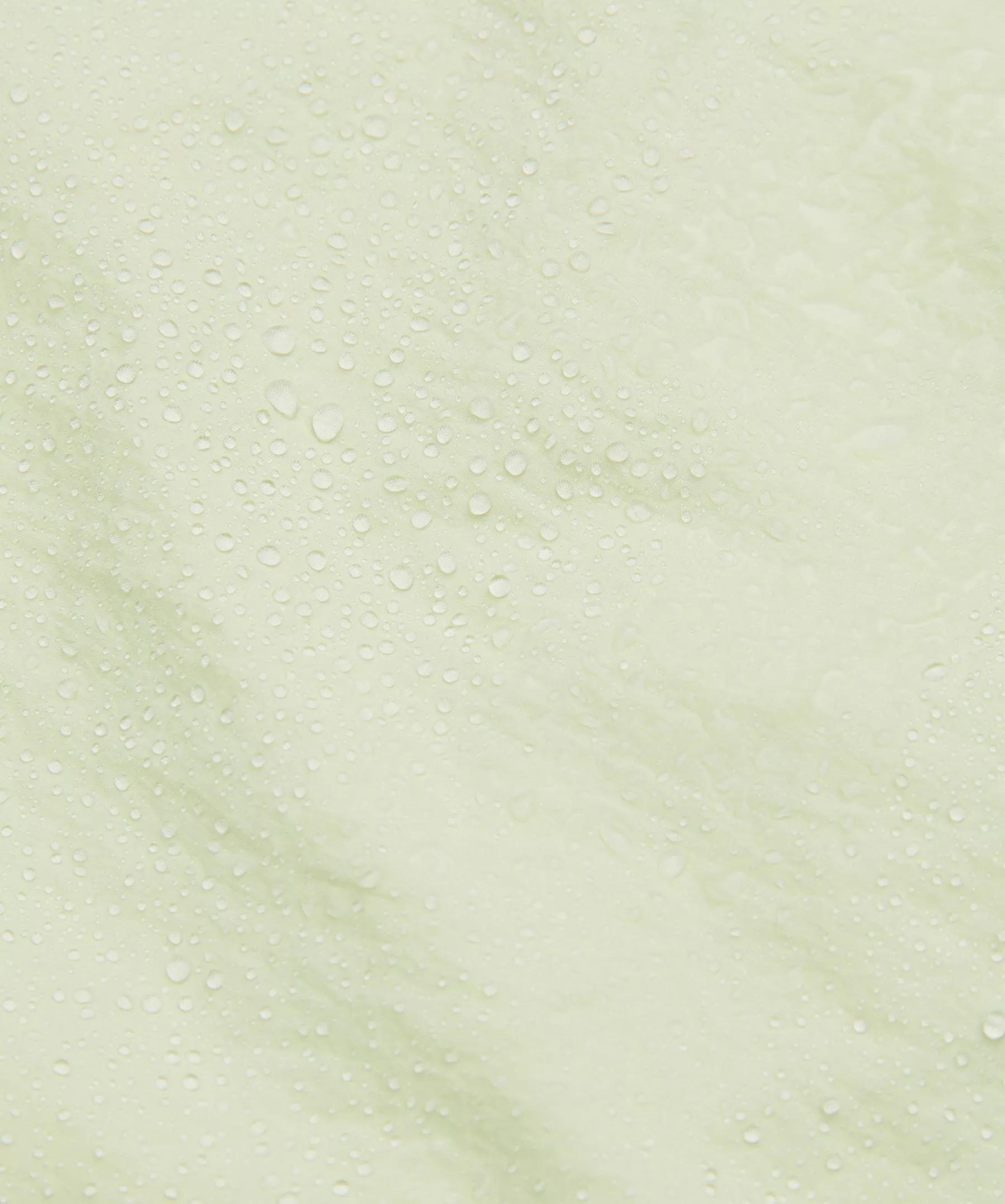 Lightweight Water-Repellent Golf Shell Product Image