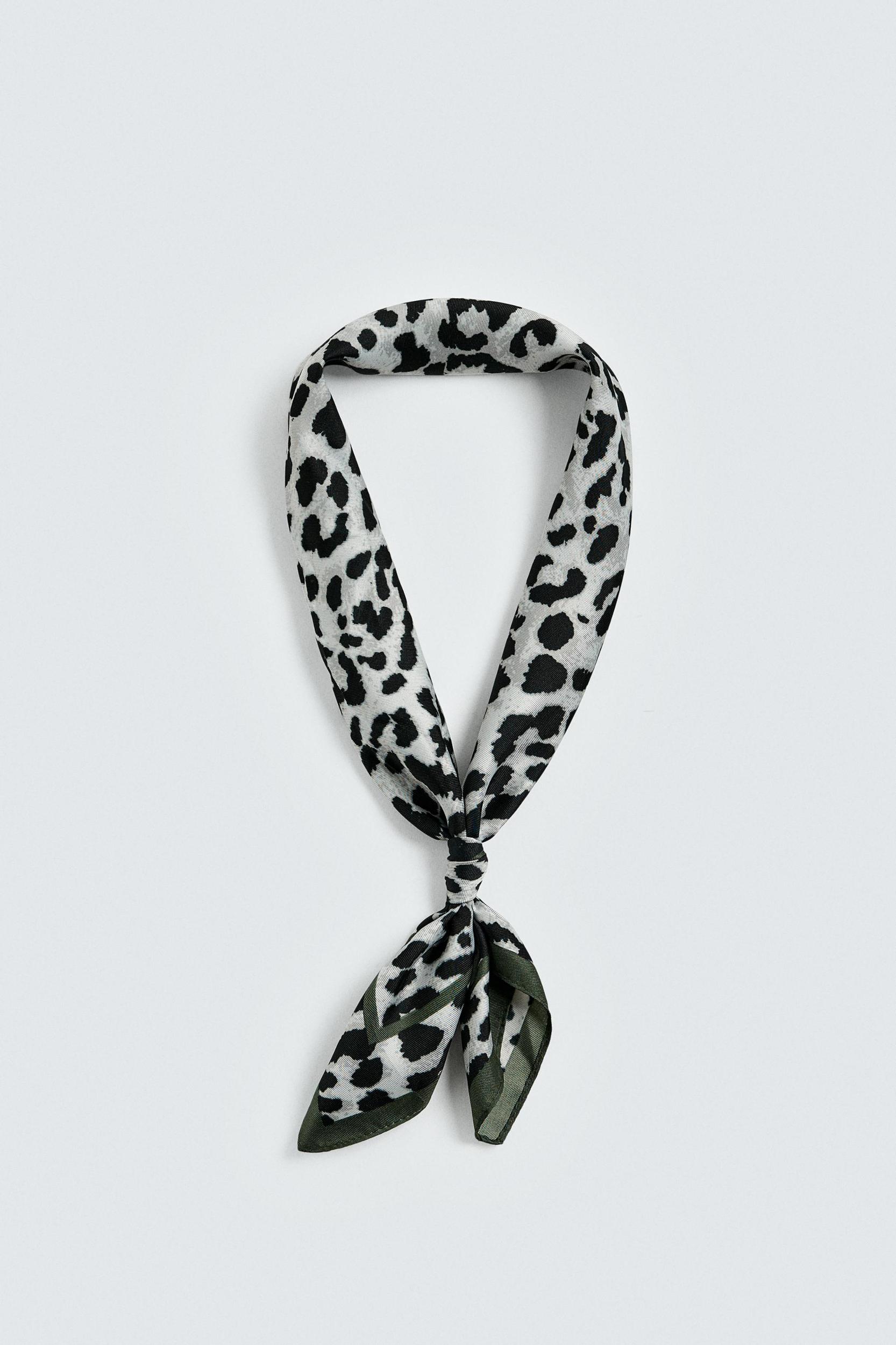 ANIMAL PRINT BANDANA Product Image