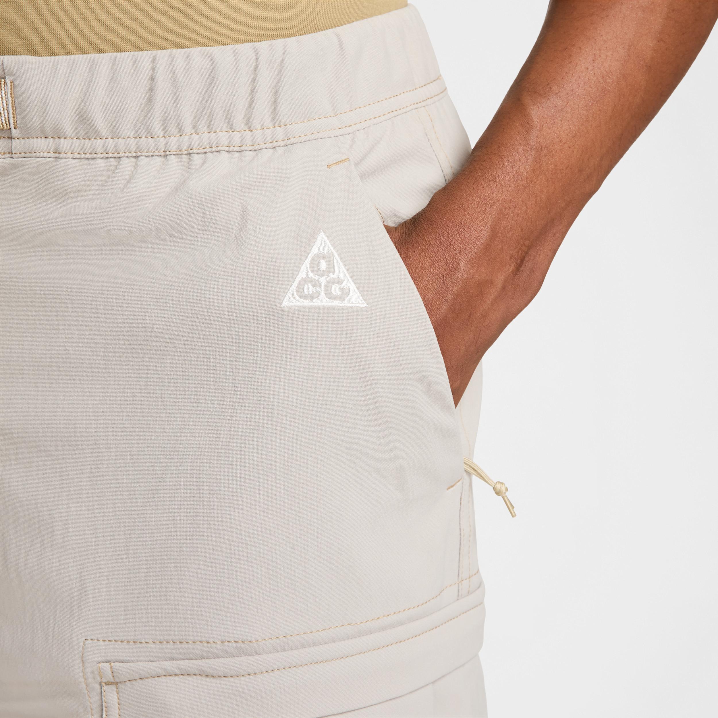 Men's Nike ACG "Smith Summit" Cargo Pants Product Image