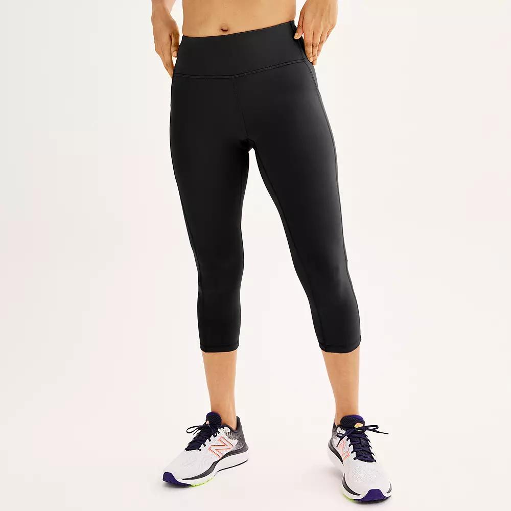 Women's Tek Gear® Ultrastretch Pocket High-Waisted Capri Leggings,  Product Image
