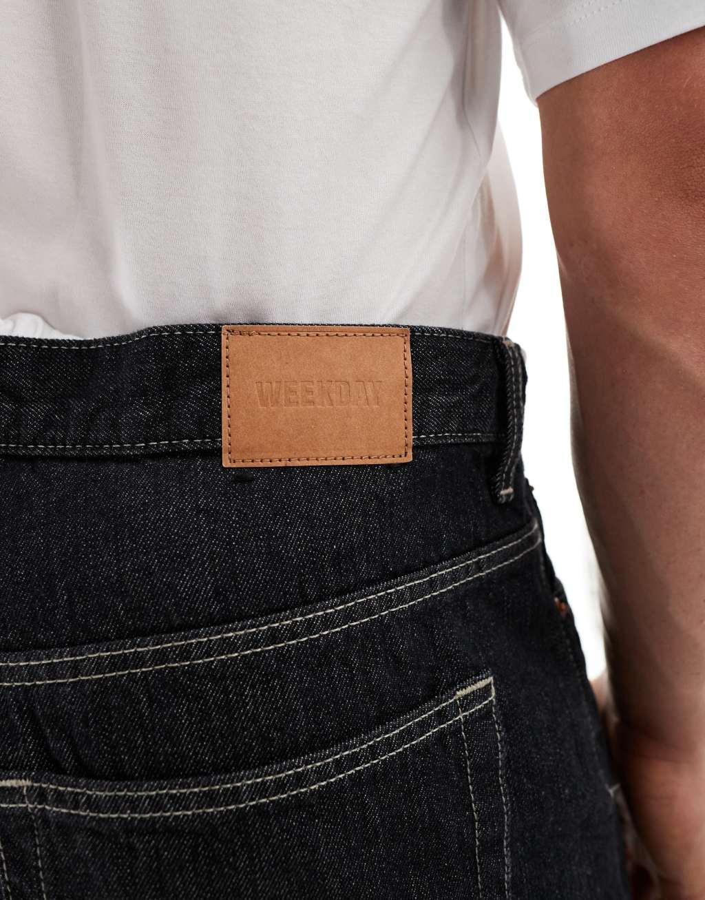 Weekday Sphere low waist loose fit jeans in black acid wash Product Image