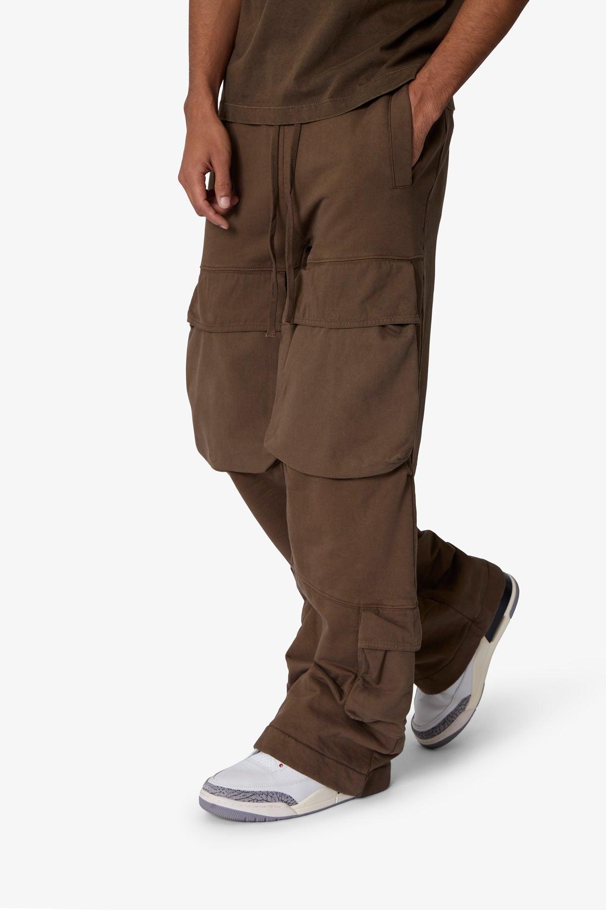 Front Cargo Sweatpants - Olive Product Image