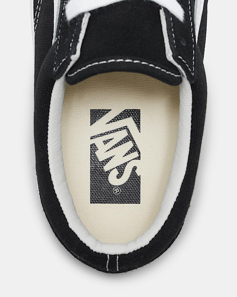 Premium Old Skool Shoe in Black / White| Vans US Product Image