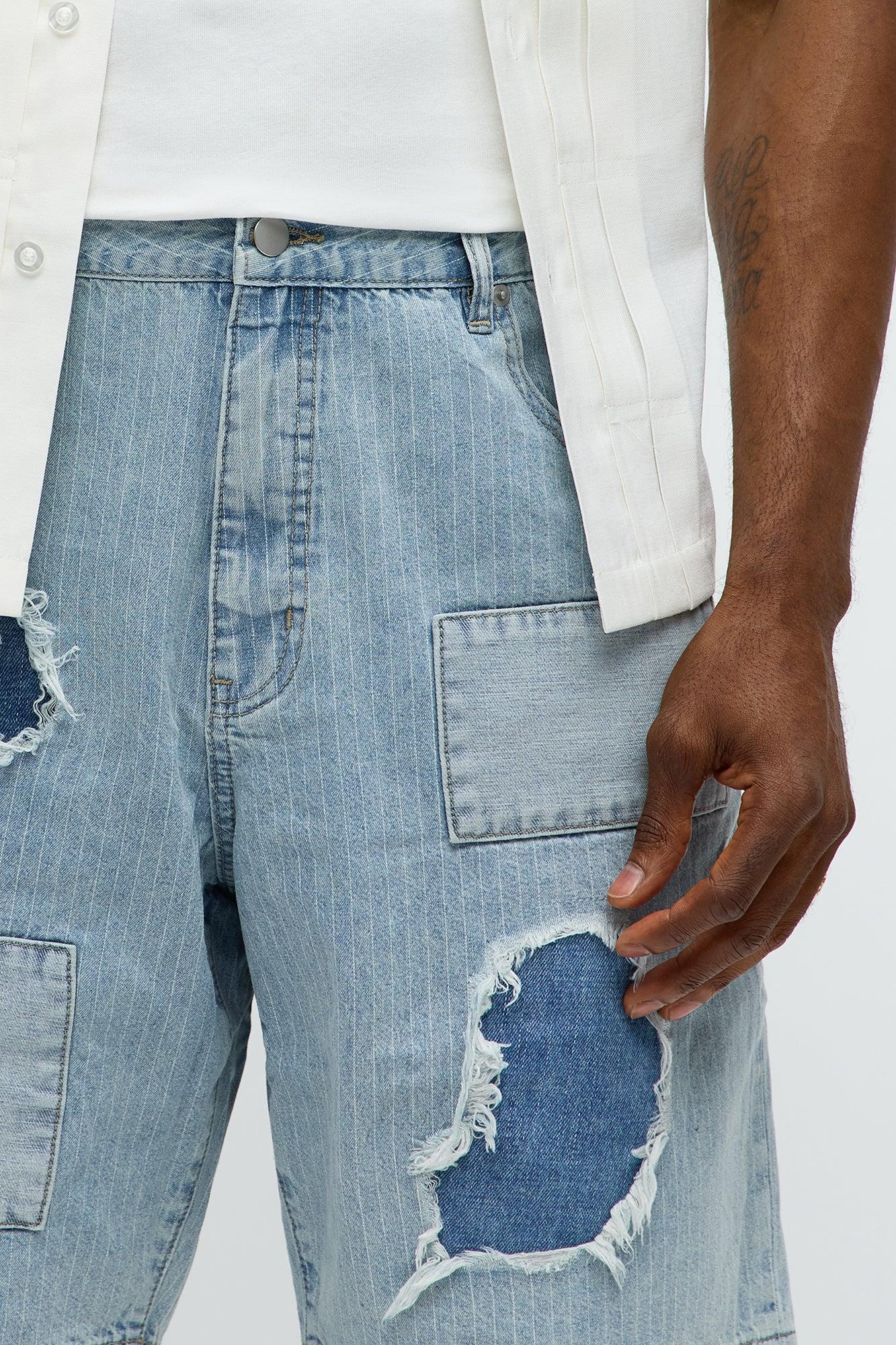 Relaxed Contrast Distressed Denim Short - Medium Wash Male Product Image