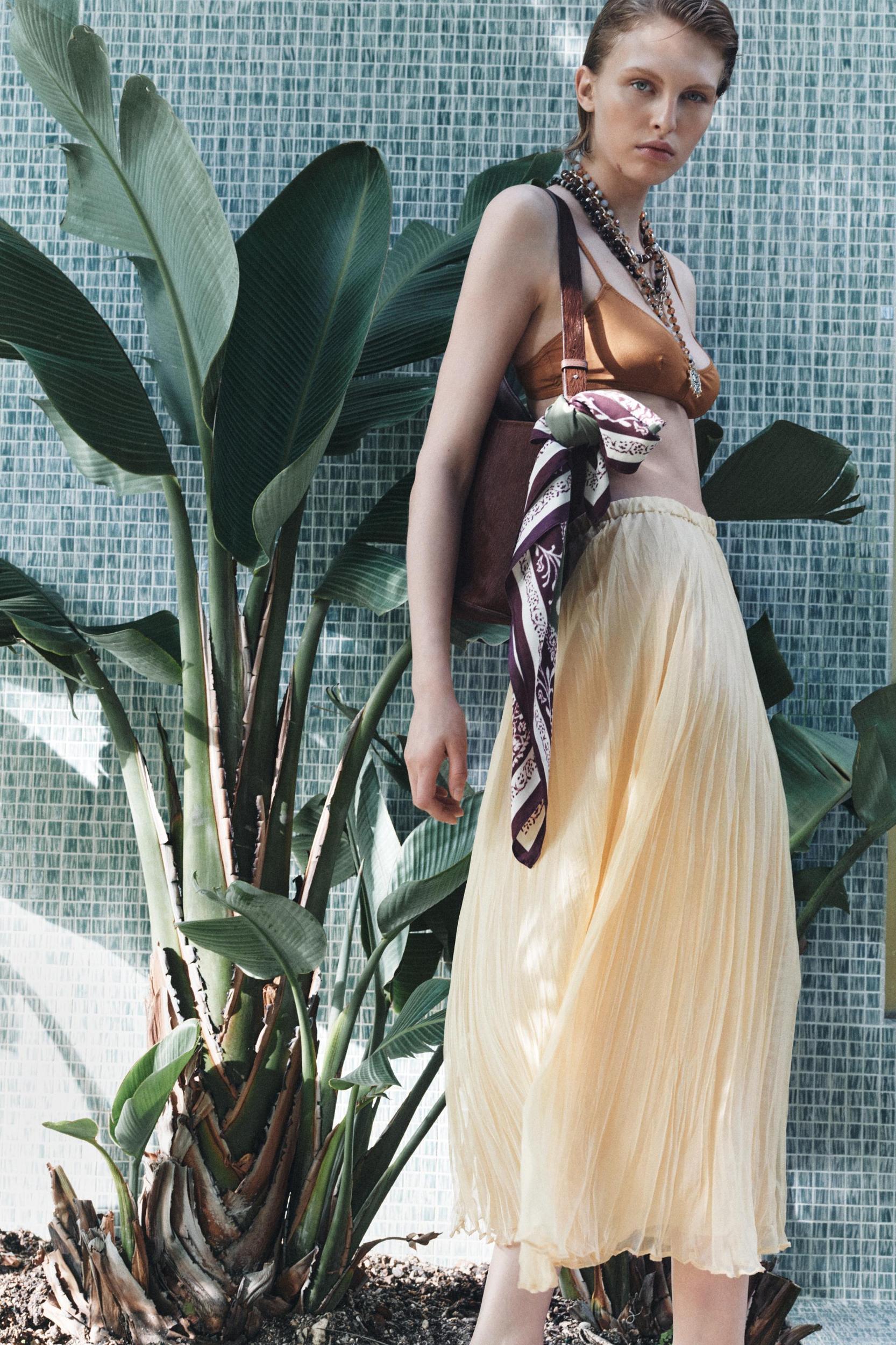 CRINKLE EFFECT MIDI SKIRT ZW COLLECTION Product Image