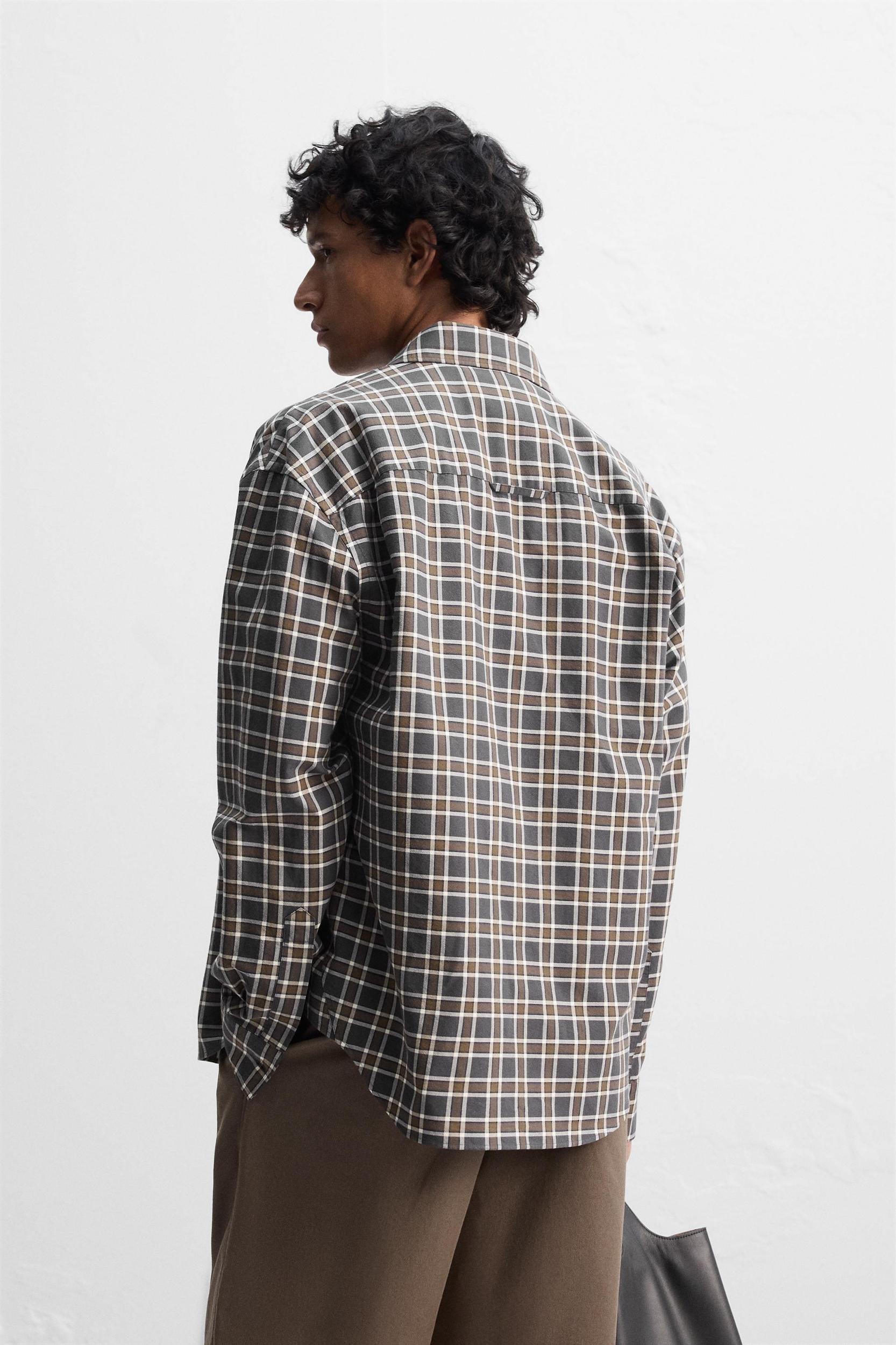 RELAXED FIT PLAID SHIRT Product Image