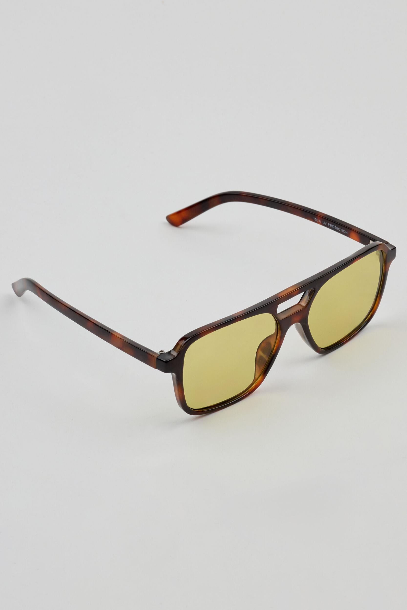 Retro Aviator Sunnies Product Image