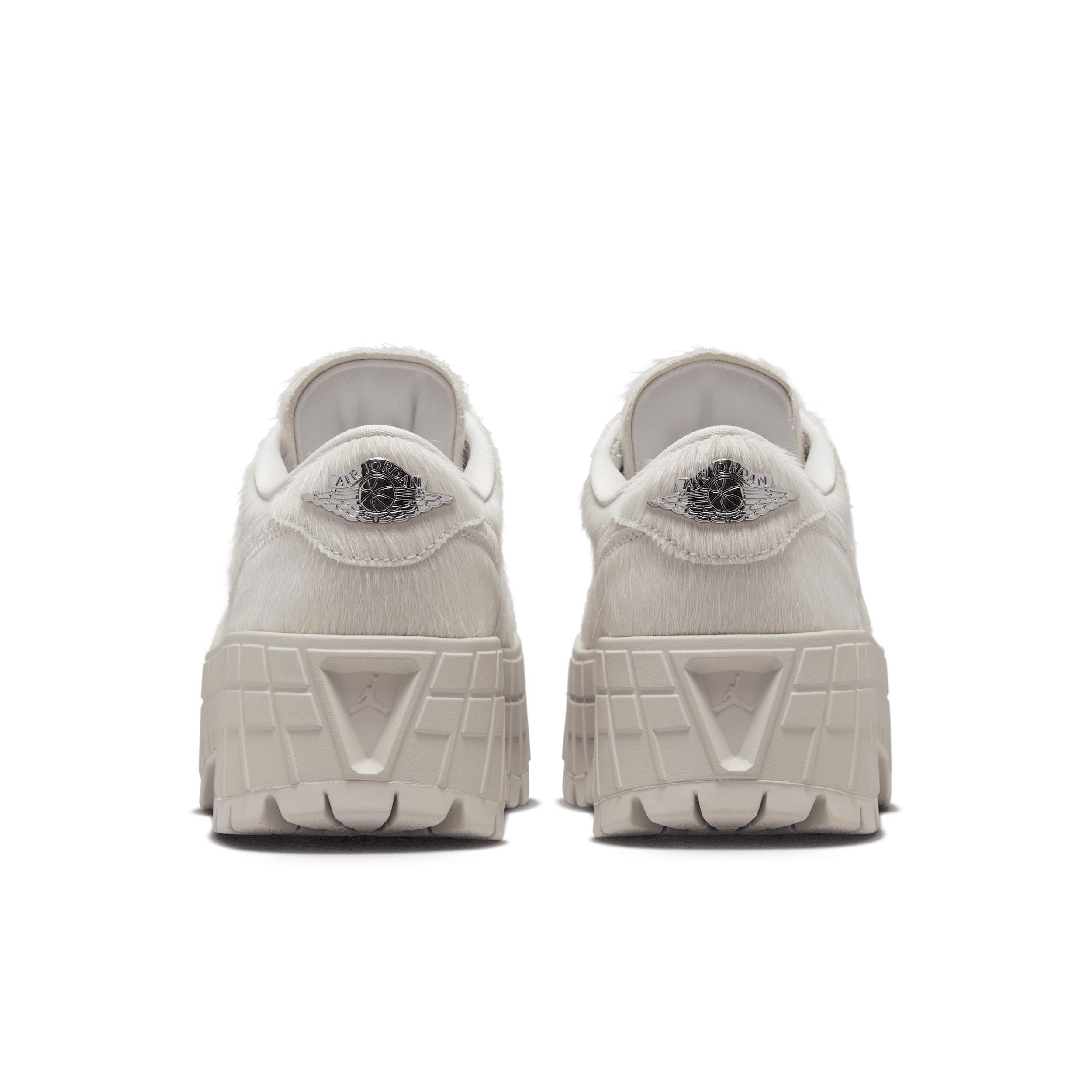 Air Jordan 1 Brooklyn Low Women's Shoes Product Image