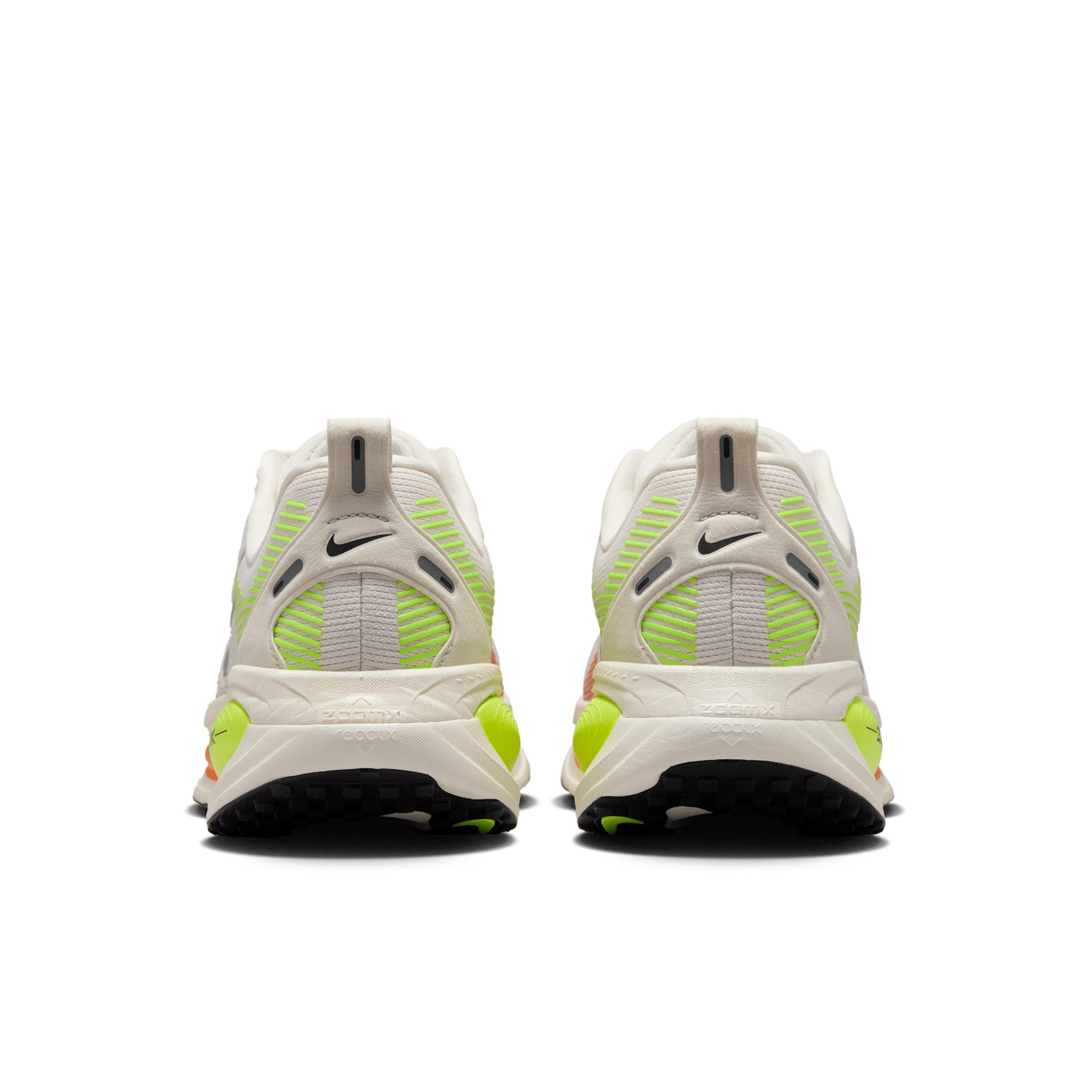 Nike Women's Vomero 18 Road Running Shoes Product Image