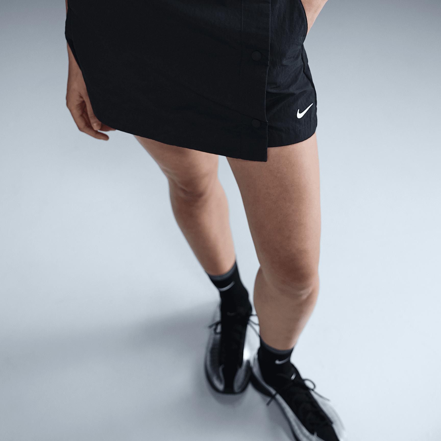 Womens Nike Sportswear Essential Woven Skort | HM6979-010 Product Image