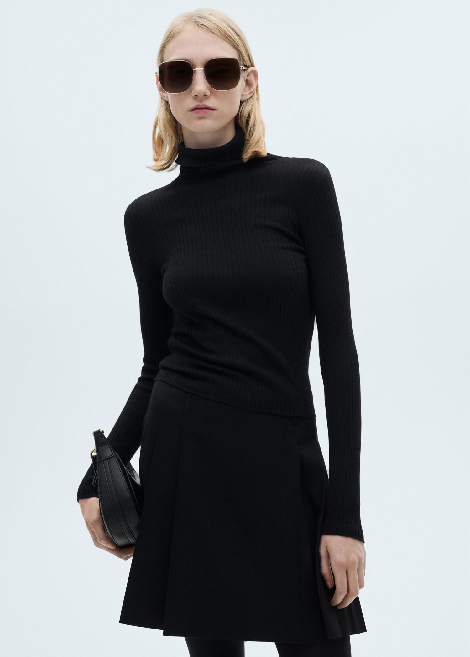 Wool blend turtleneck sweater - Women | MANGO USA Product Image