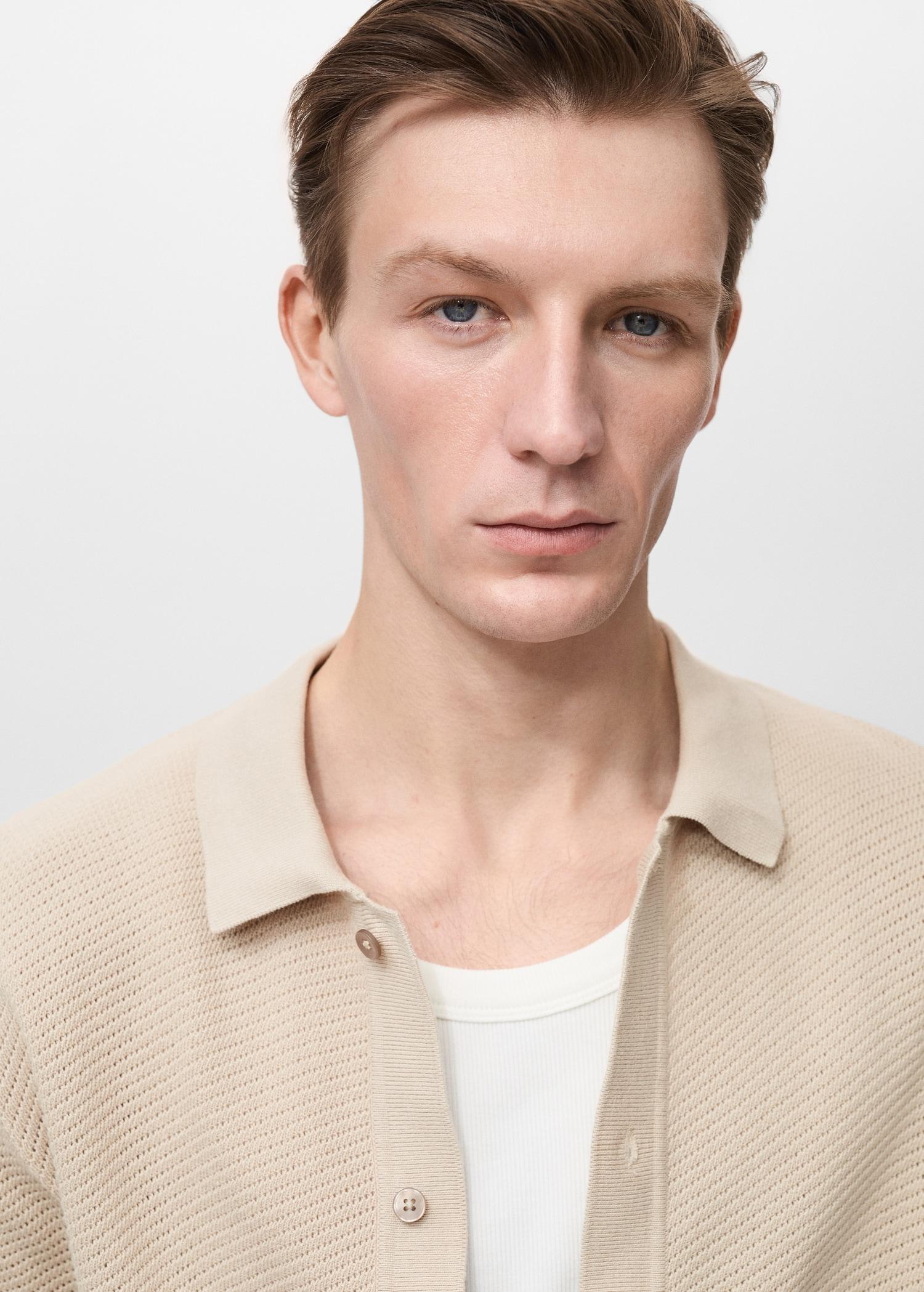 Openwork knitted structured shirt - Men | MANGO USA Product Image