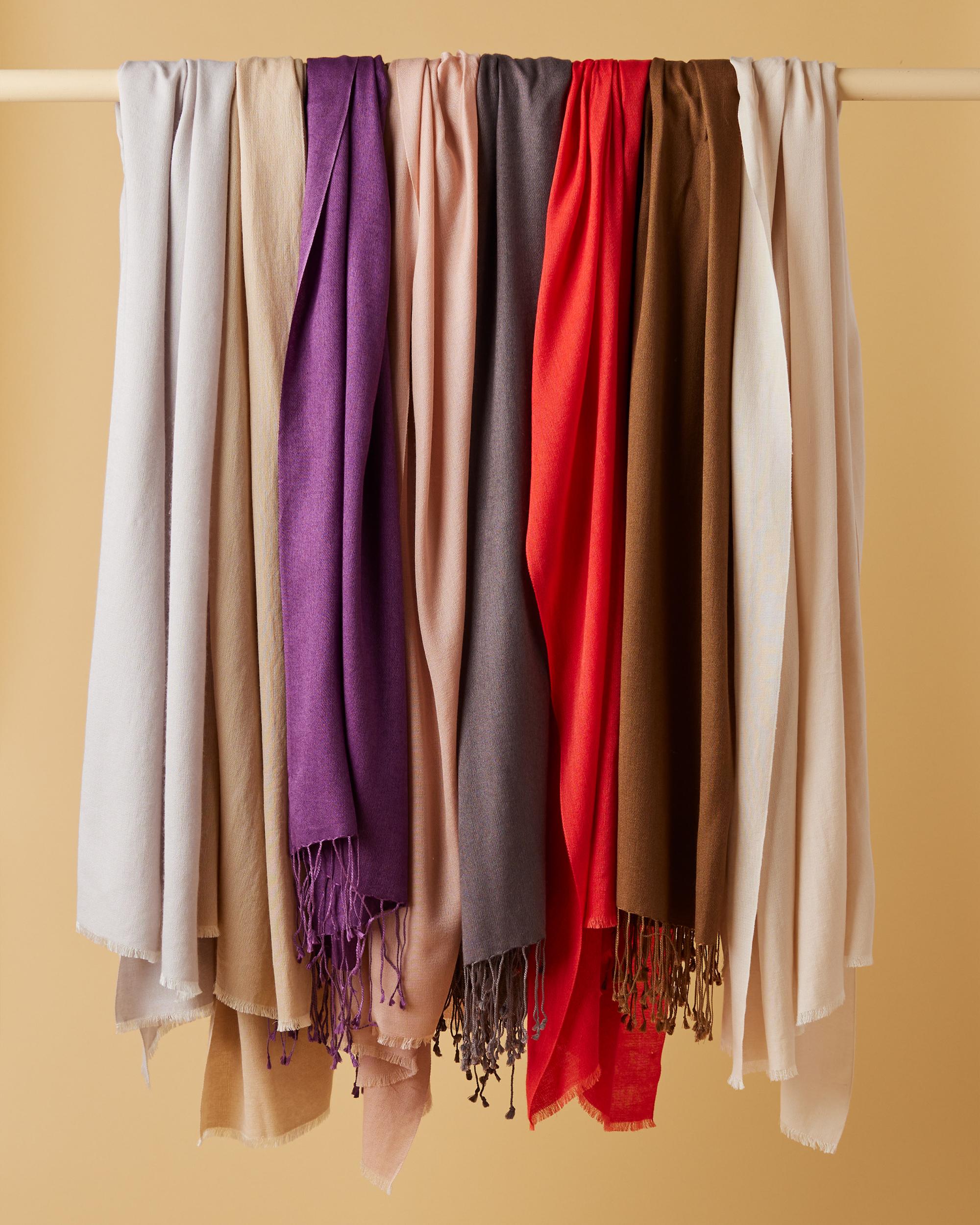 Quince | Women's Featherweight Cashmere Silk Frayed Edge Scarf Product Image