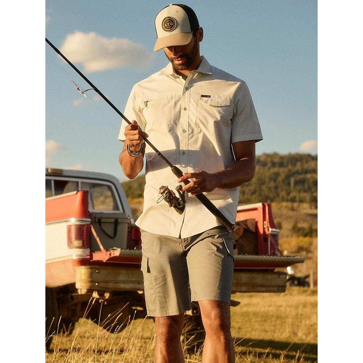 Wrangler ATG™ Men's Cedar Zip Pocket Shirt in Silt Product Image