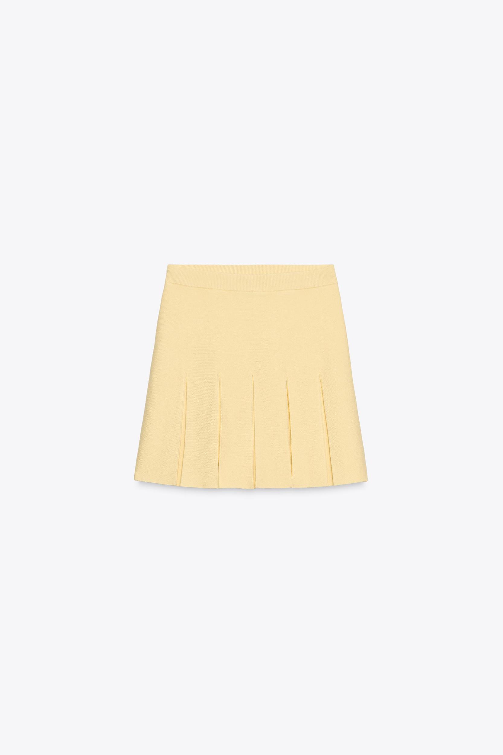 BOX PLEAT KNIT MINI SKIRT Product Image
