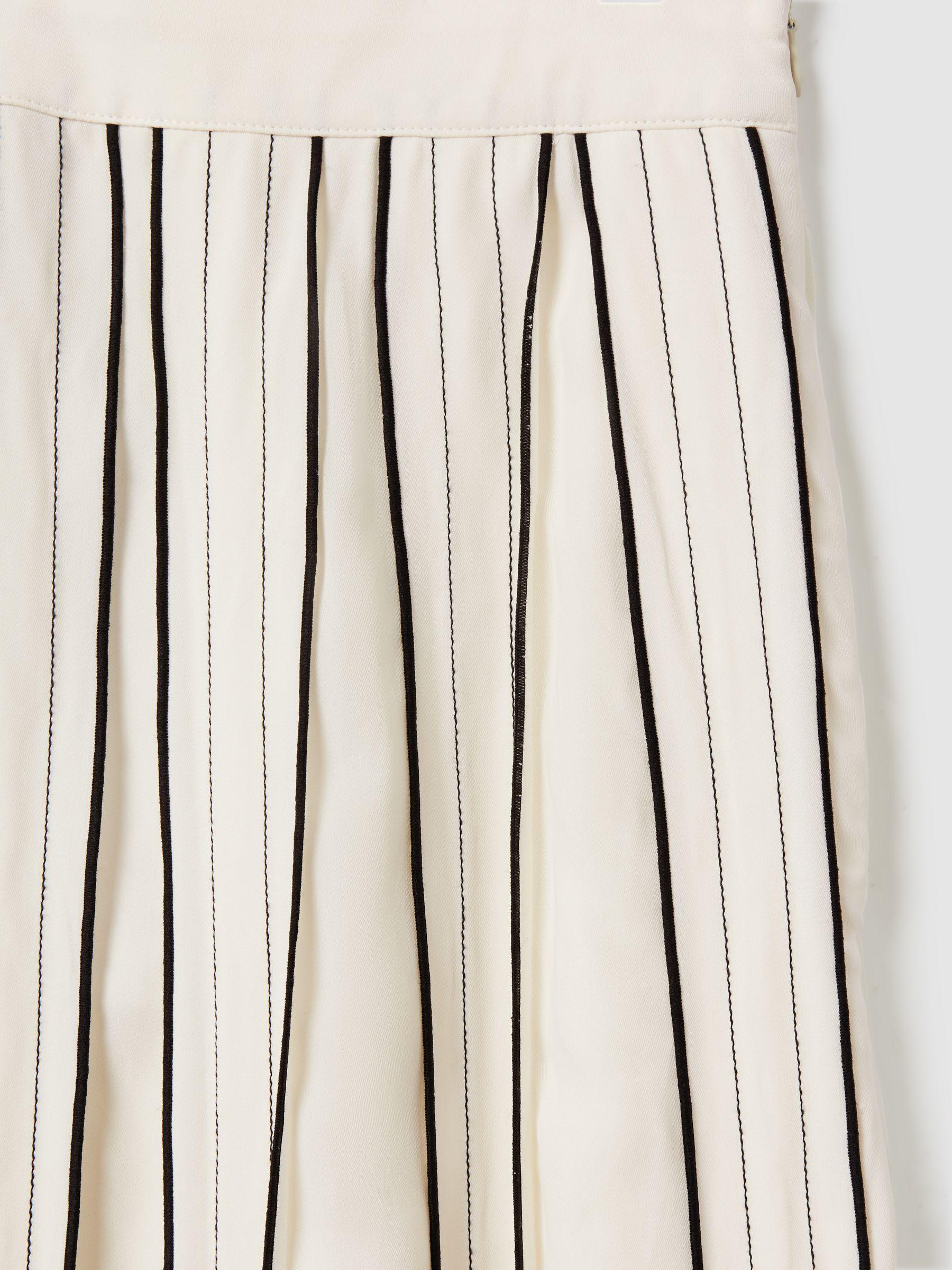 Contrast Ruffle Midi Skirt in Cream Product Image