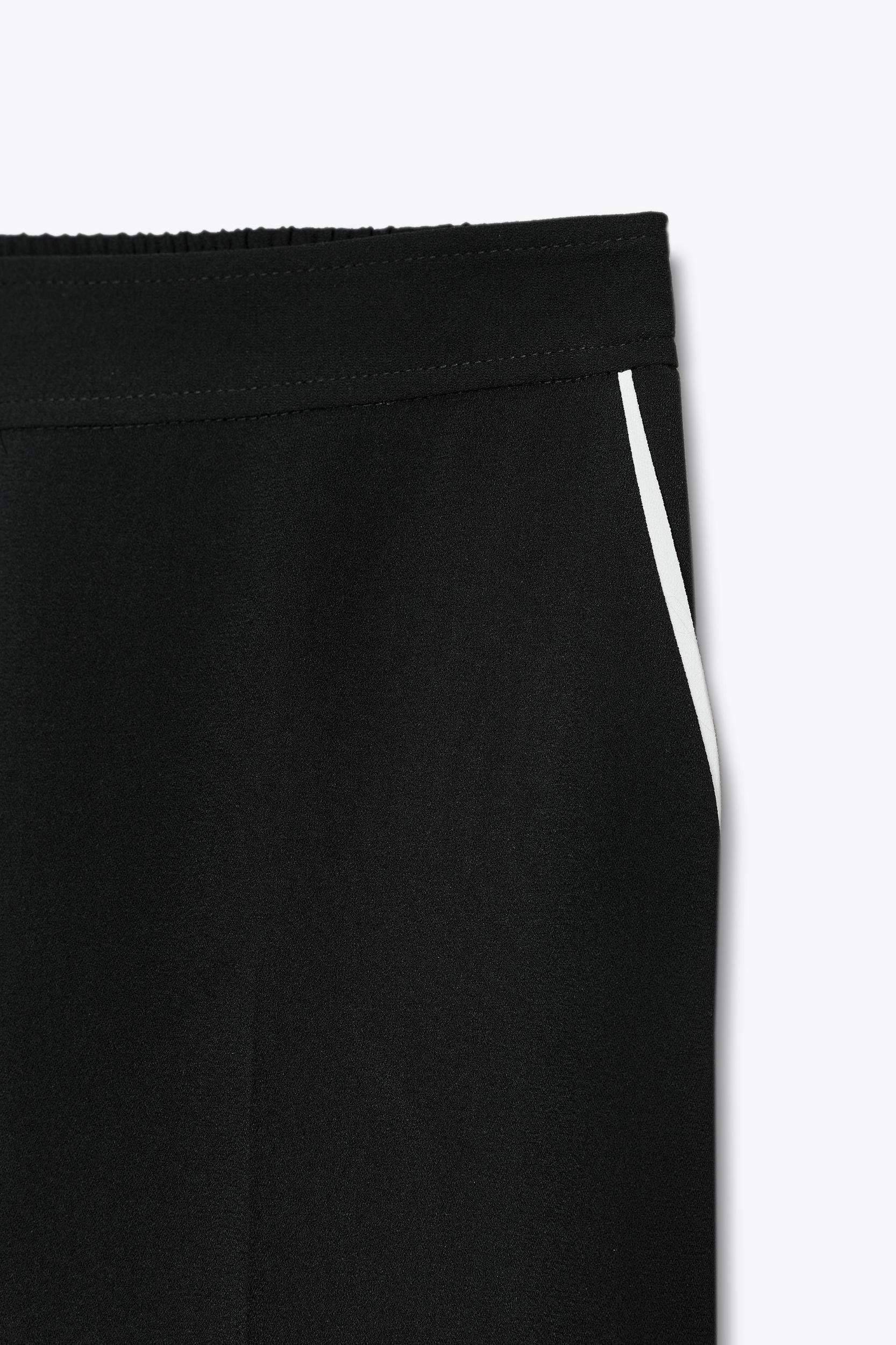 CONTRAST PIPED PANTS Product Image