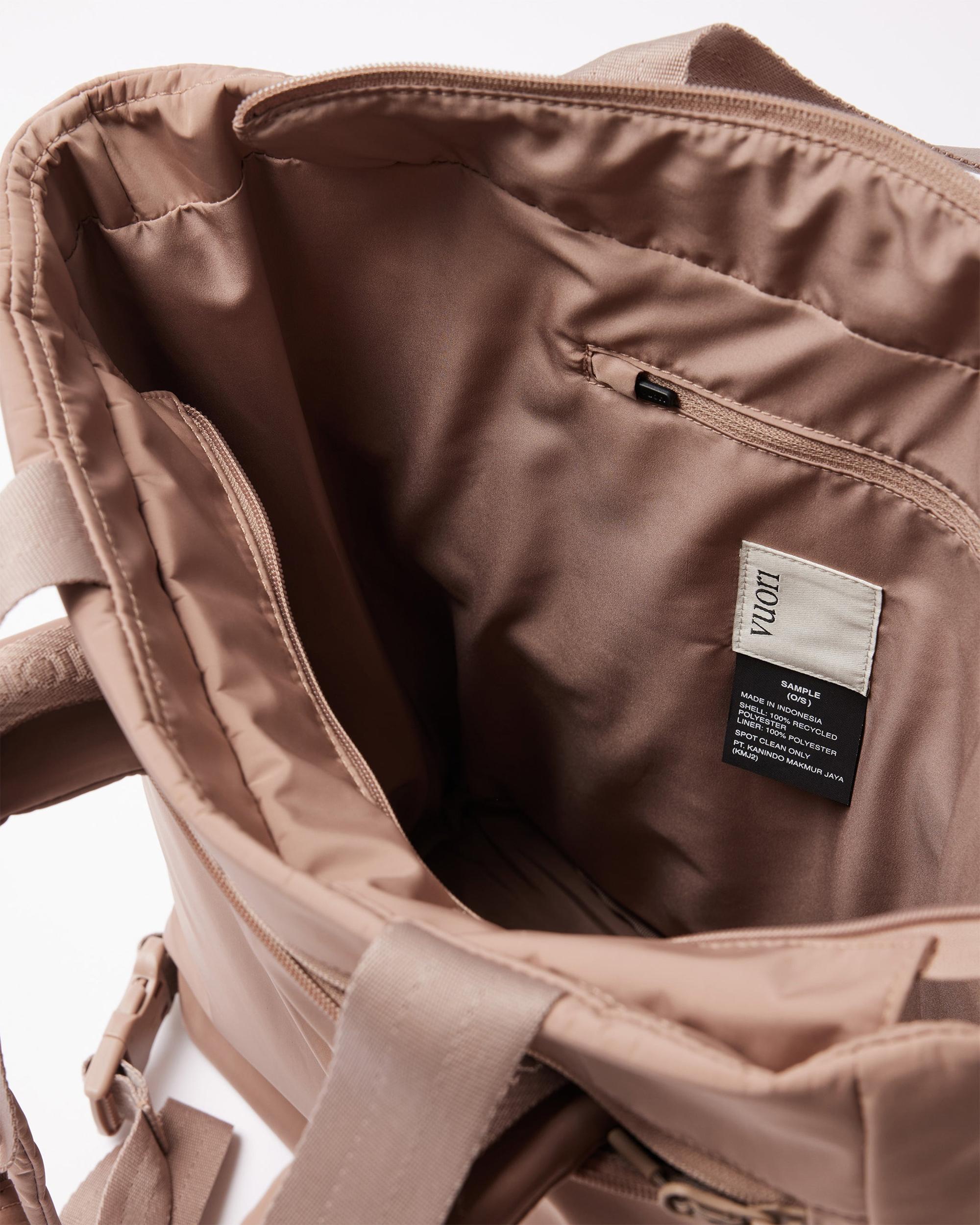 V1 Convertible Tote Bag 2.0 Product Image