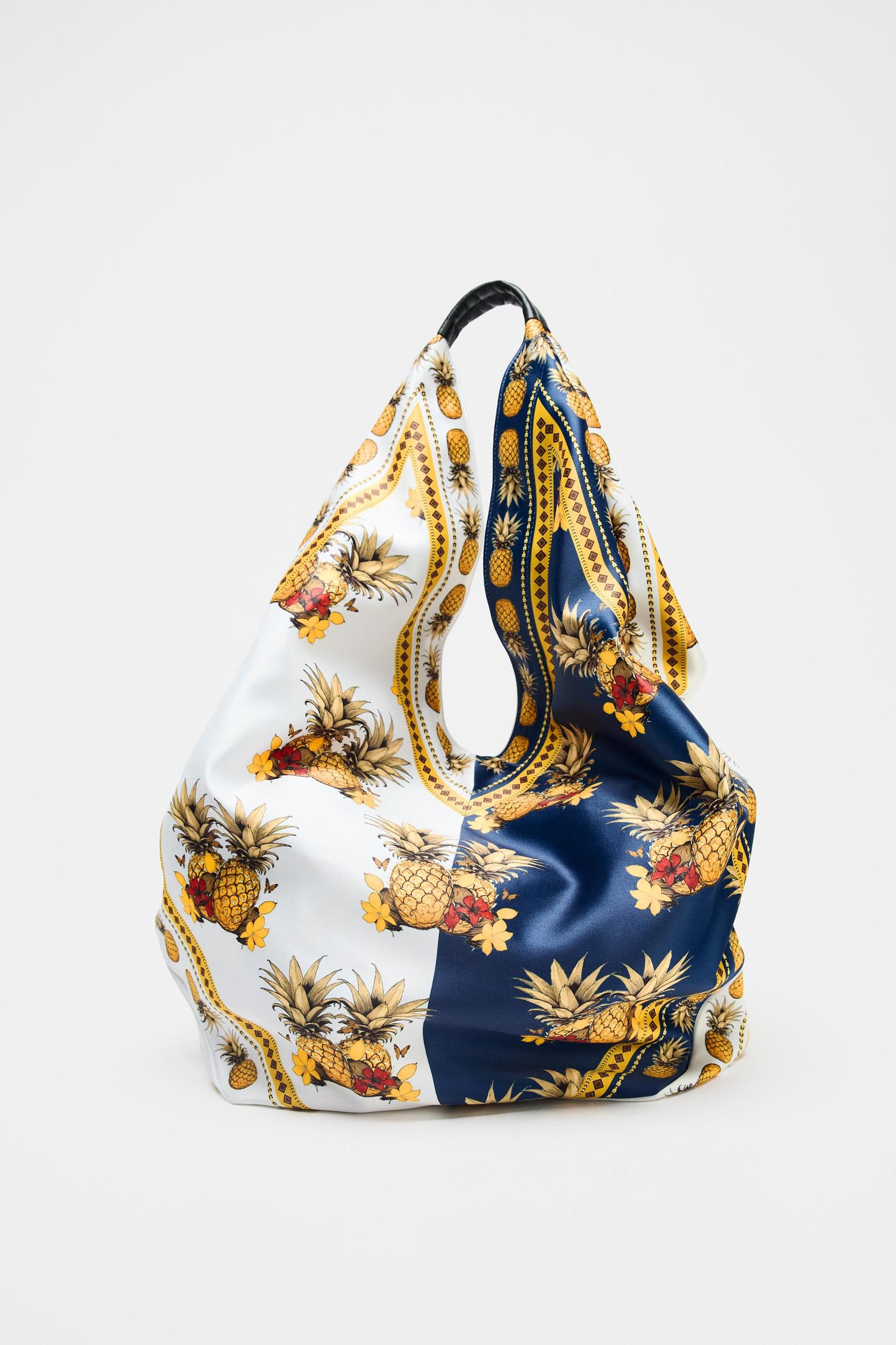 MULTICOLORED PRINT SHOPPER Product Image