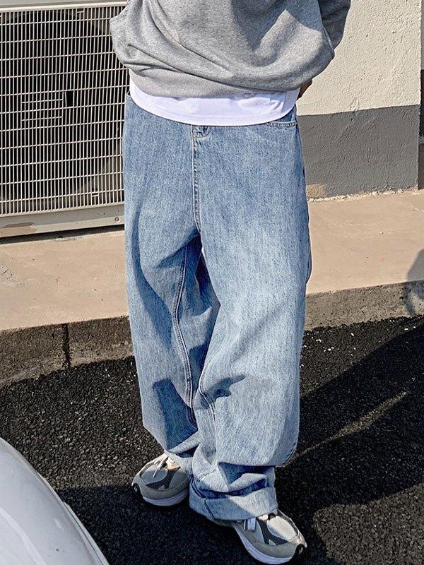 Men's Vintage Light Wash Loose Jeans Product Image