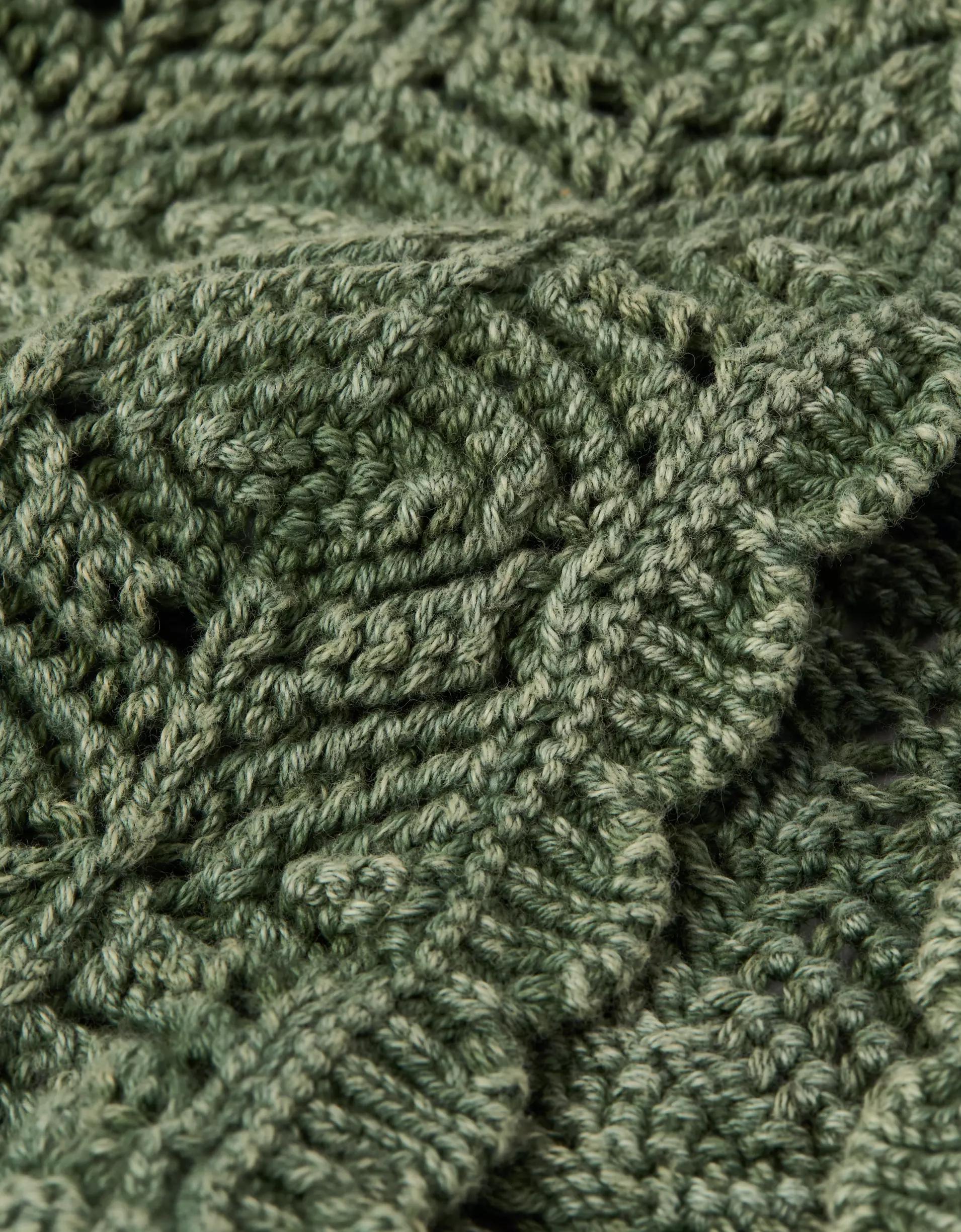 AE Tie Front Crochet Vest Product Image