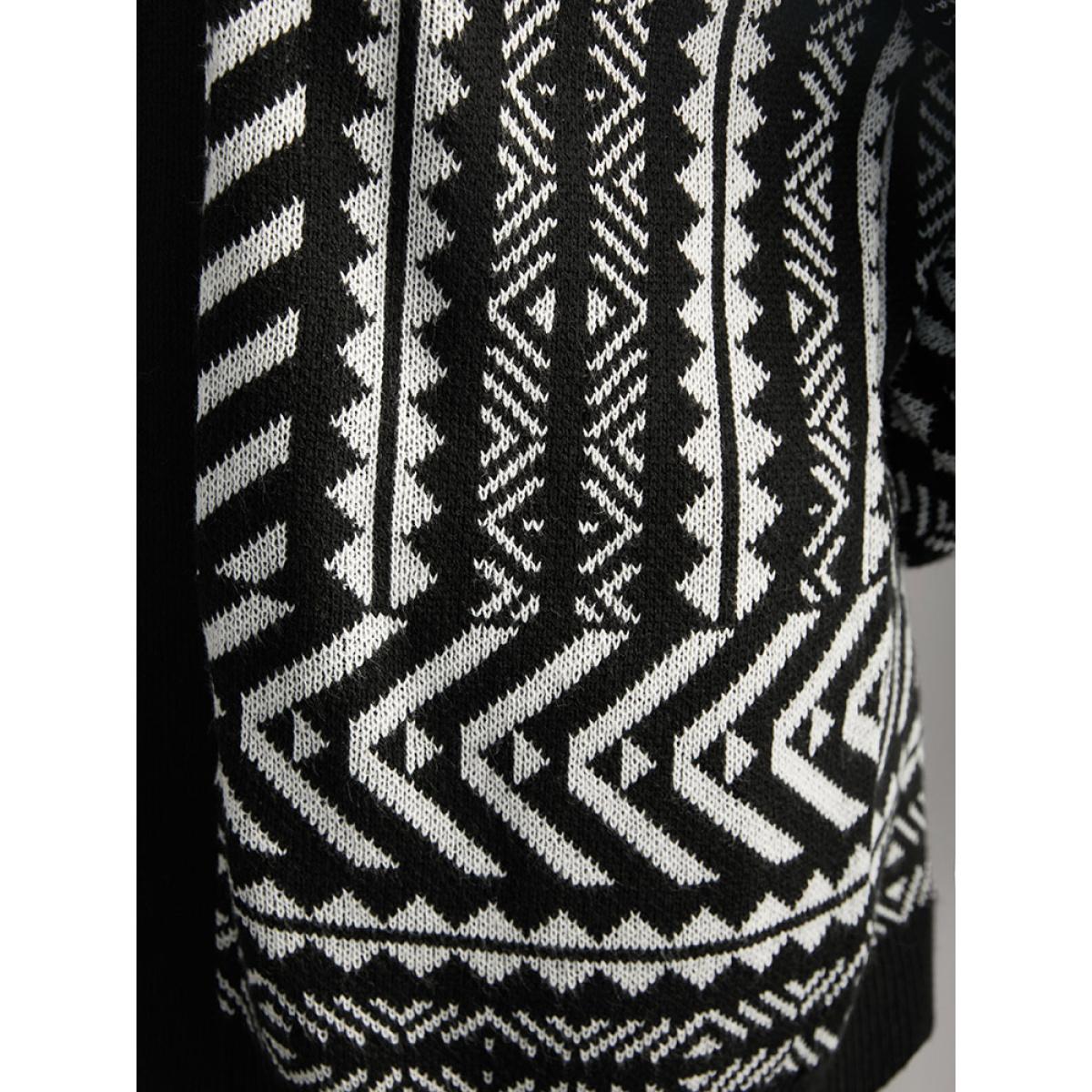 Plus Size Bandana Print Open Front Loose Cardigan Black Women Casual Loose Long Sleeve Dailywear Cardigans BloomChic 26/4X Product Image