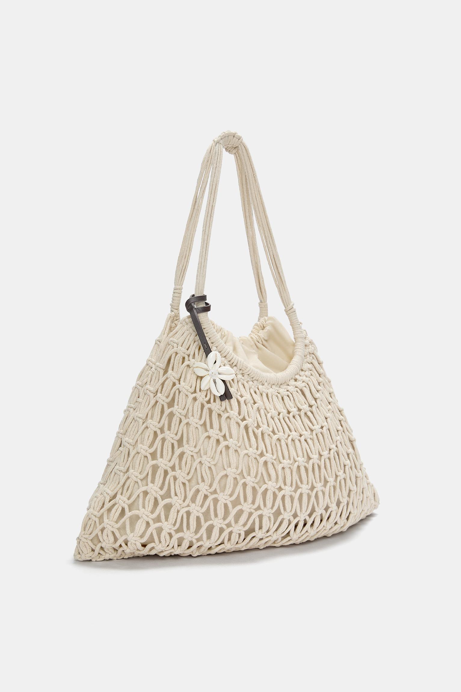 Crochet shopper bag with decoration Product Image